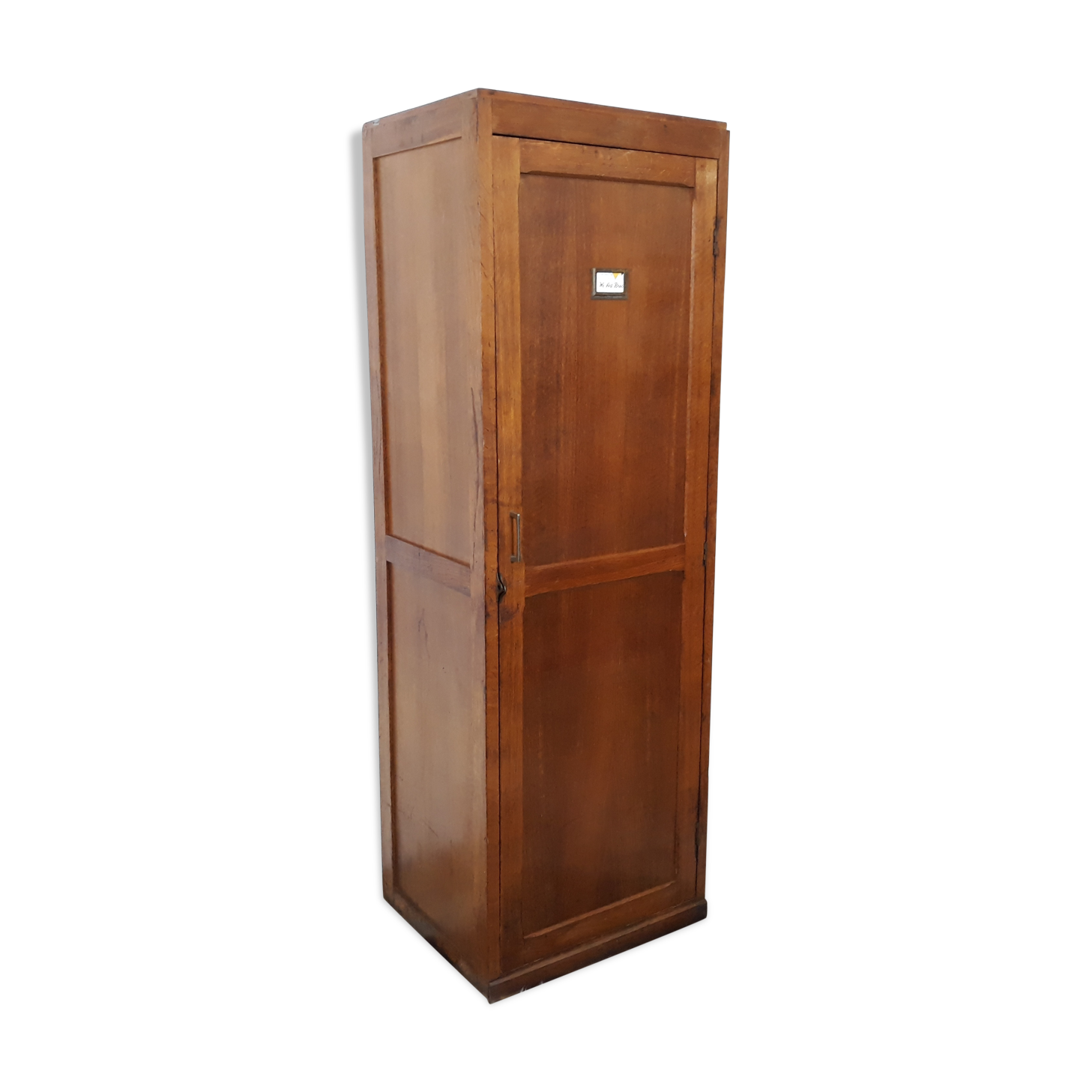 Armoire parisienne vestiaire vintage