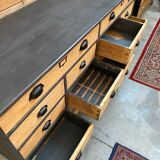 Trade cabinet with drawers