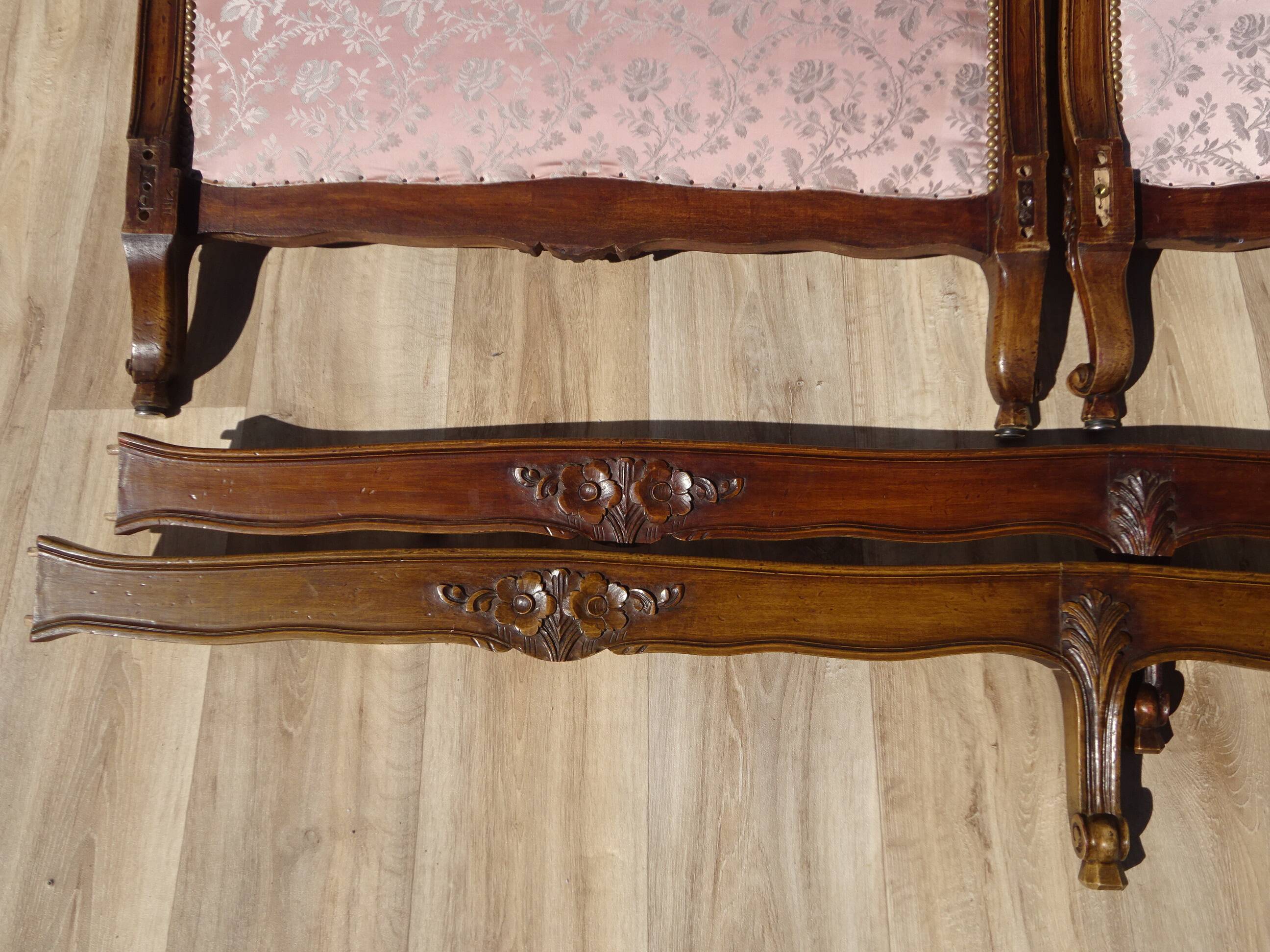 Louis XV style sofa bed