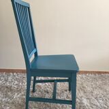 Chaises en bois bleu