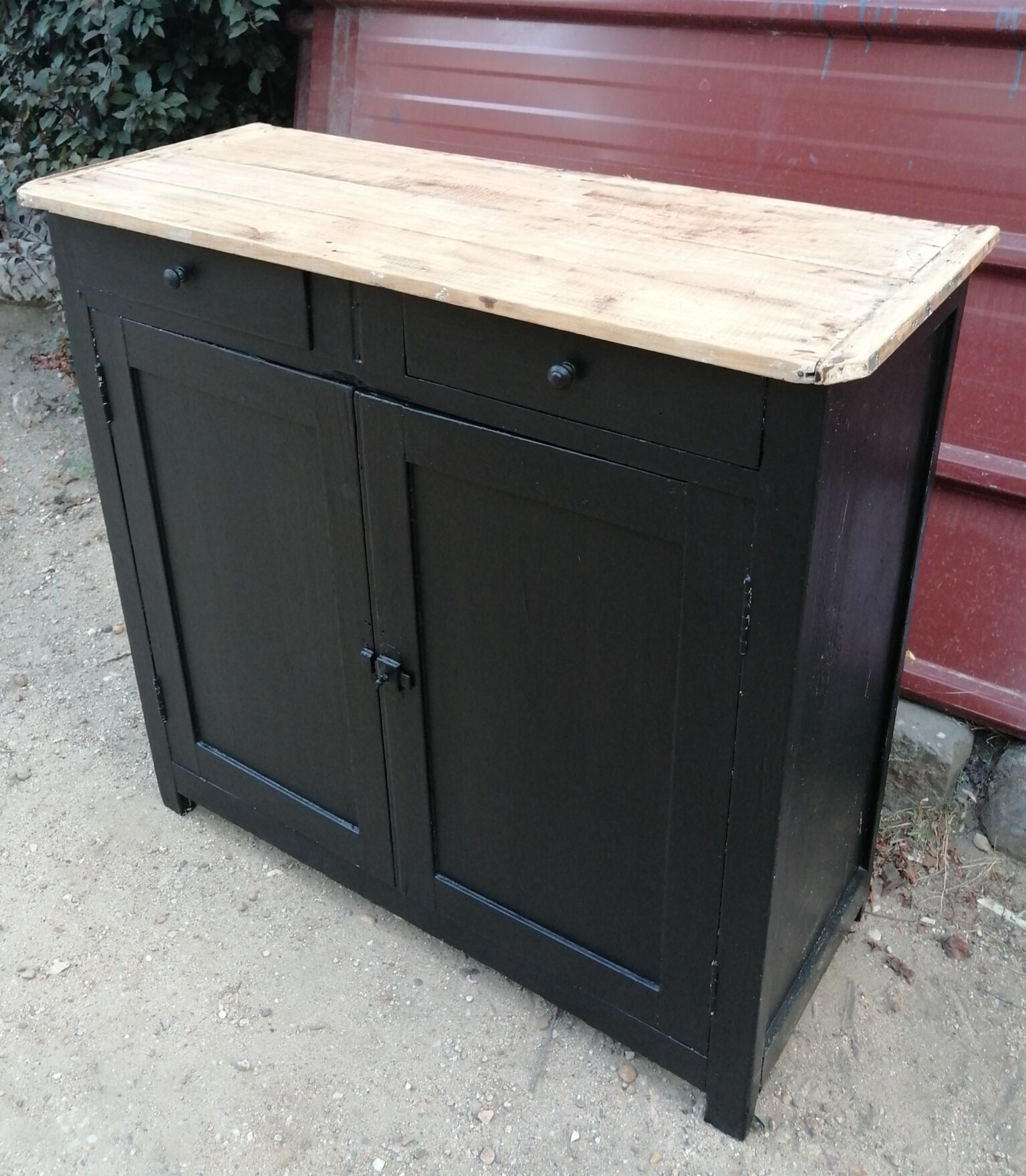 Buffet parisien en bois
