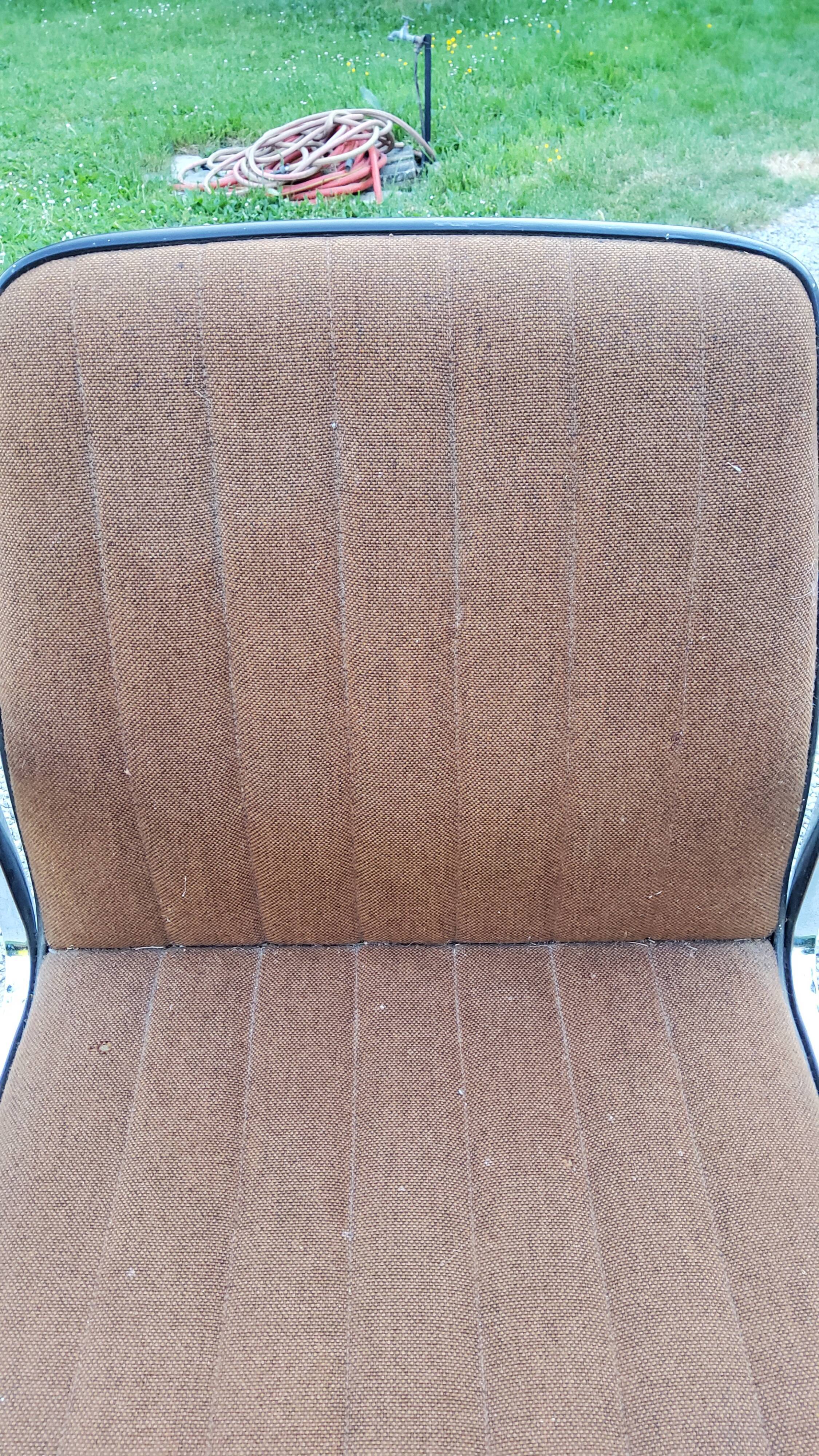 70s swivel office chair and adjustable height