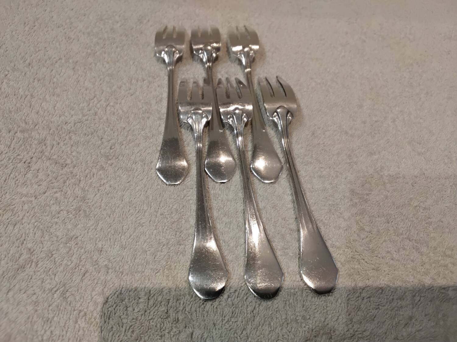 6 silver-plated cake forks by the silversmith Ercuis Medici