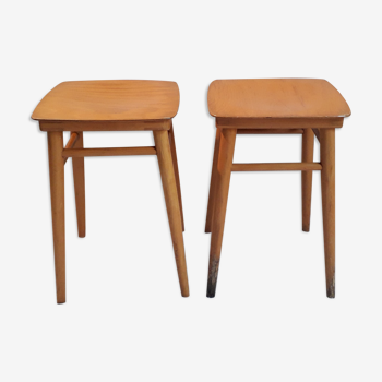 Lot of two wooden stools