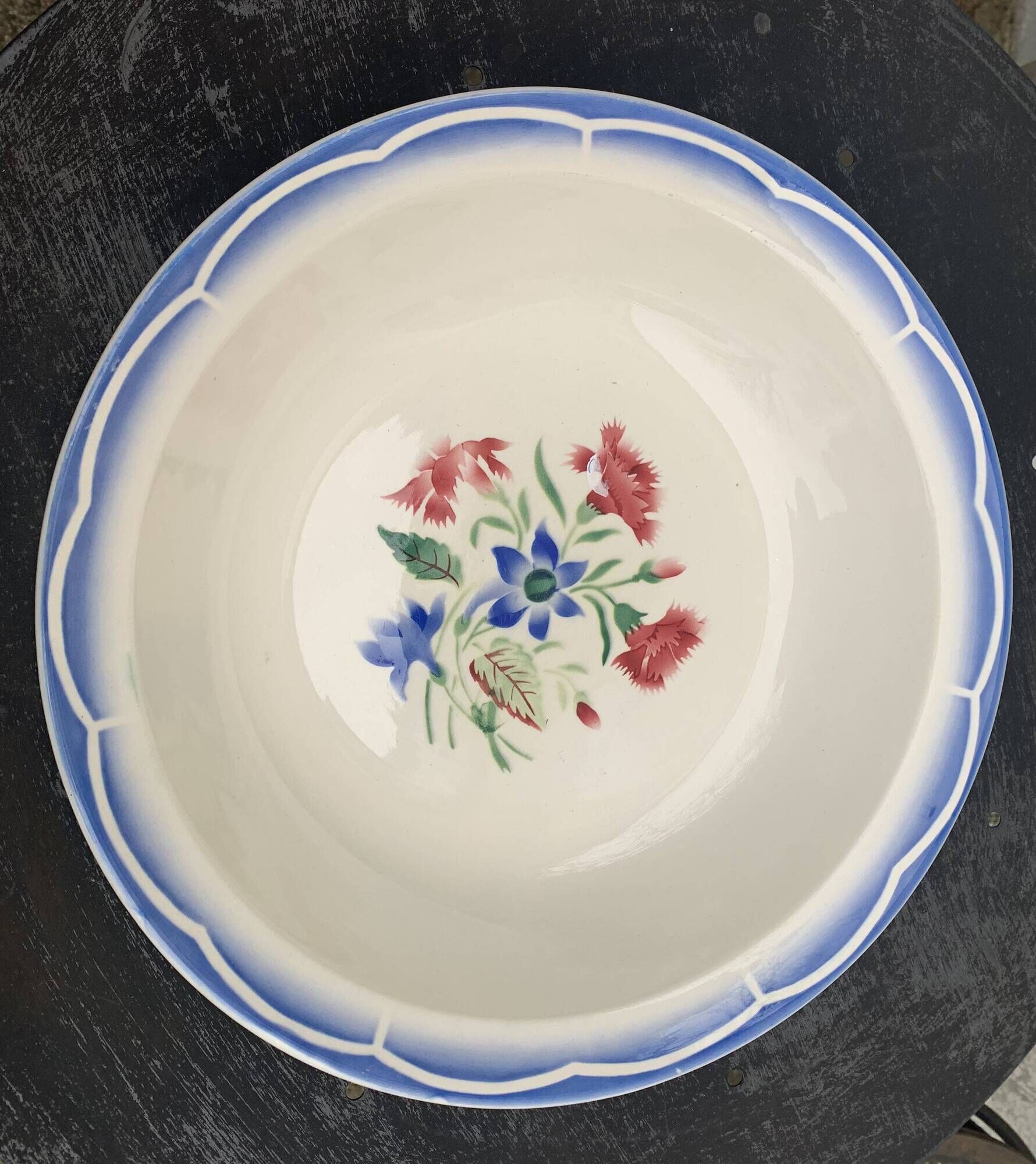 Lot composed of a deep dish and two small serving dishes, Elorn, digoin and sarreguemines model