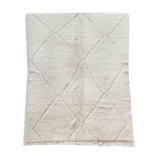 Moroccan Berber carpet Beni ouarain ecru plain with engraved diamonds 285x200cm