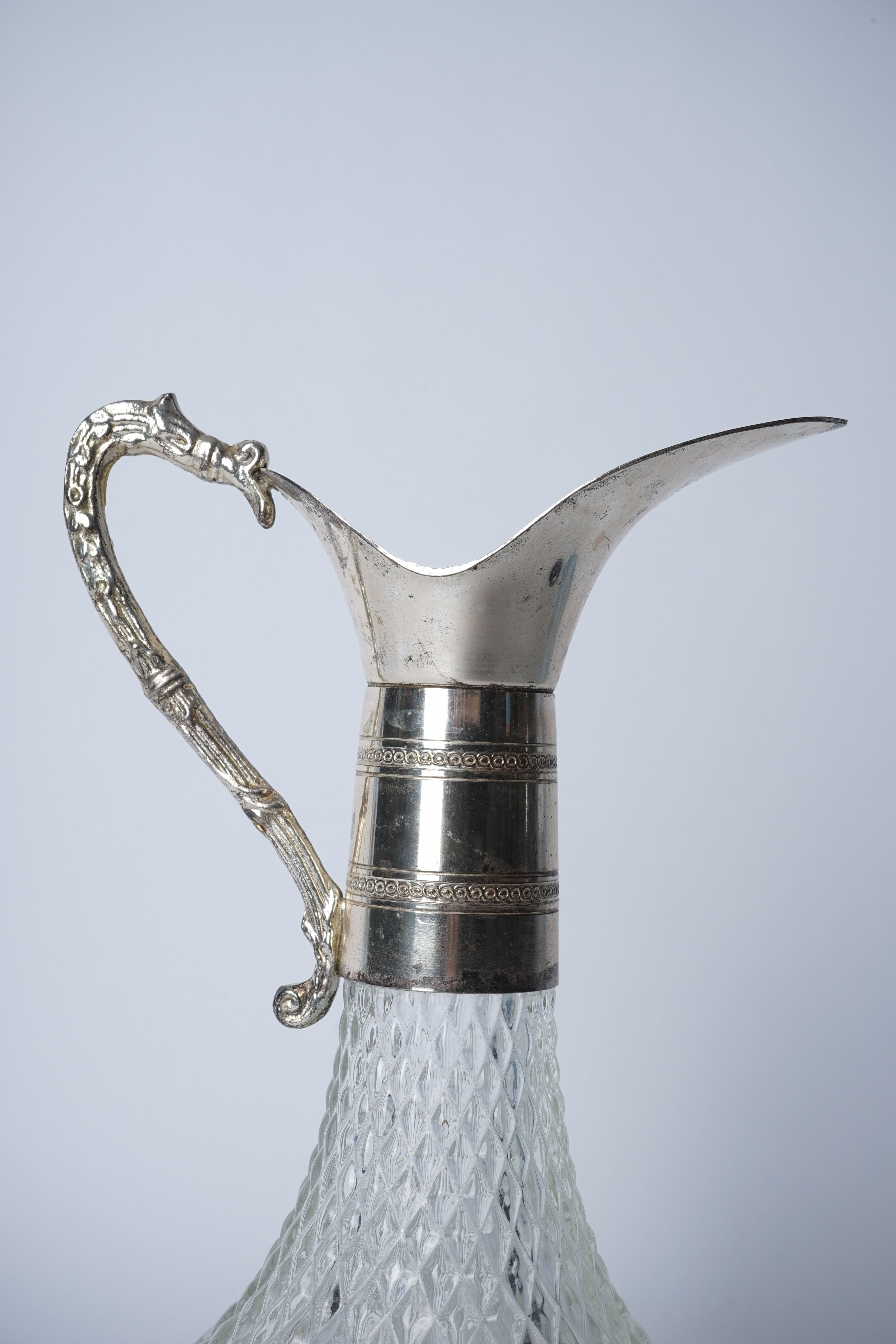 Cruche a vin transparente bec inox