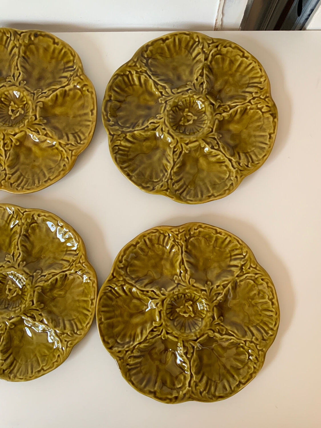 Oyster plates