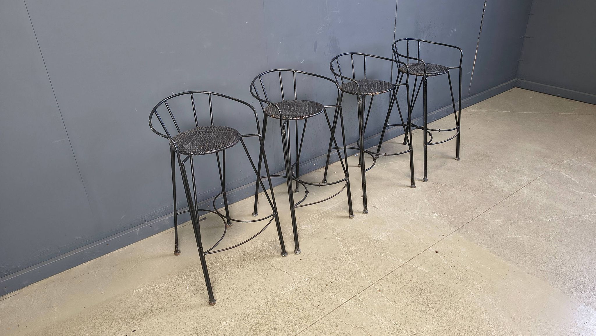 Tabourets de bar vintage en fer forgé et rotin, ensemble de 4 - années 1970