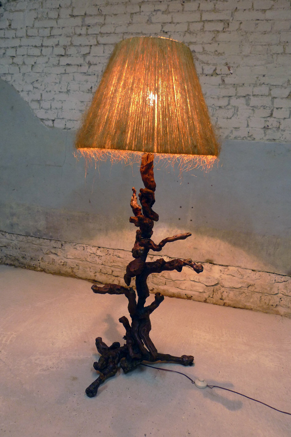 Vine cep lamp, 1970