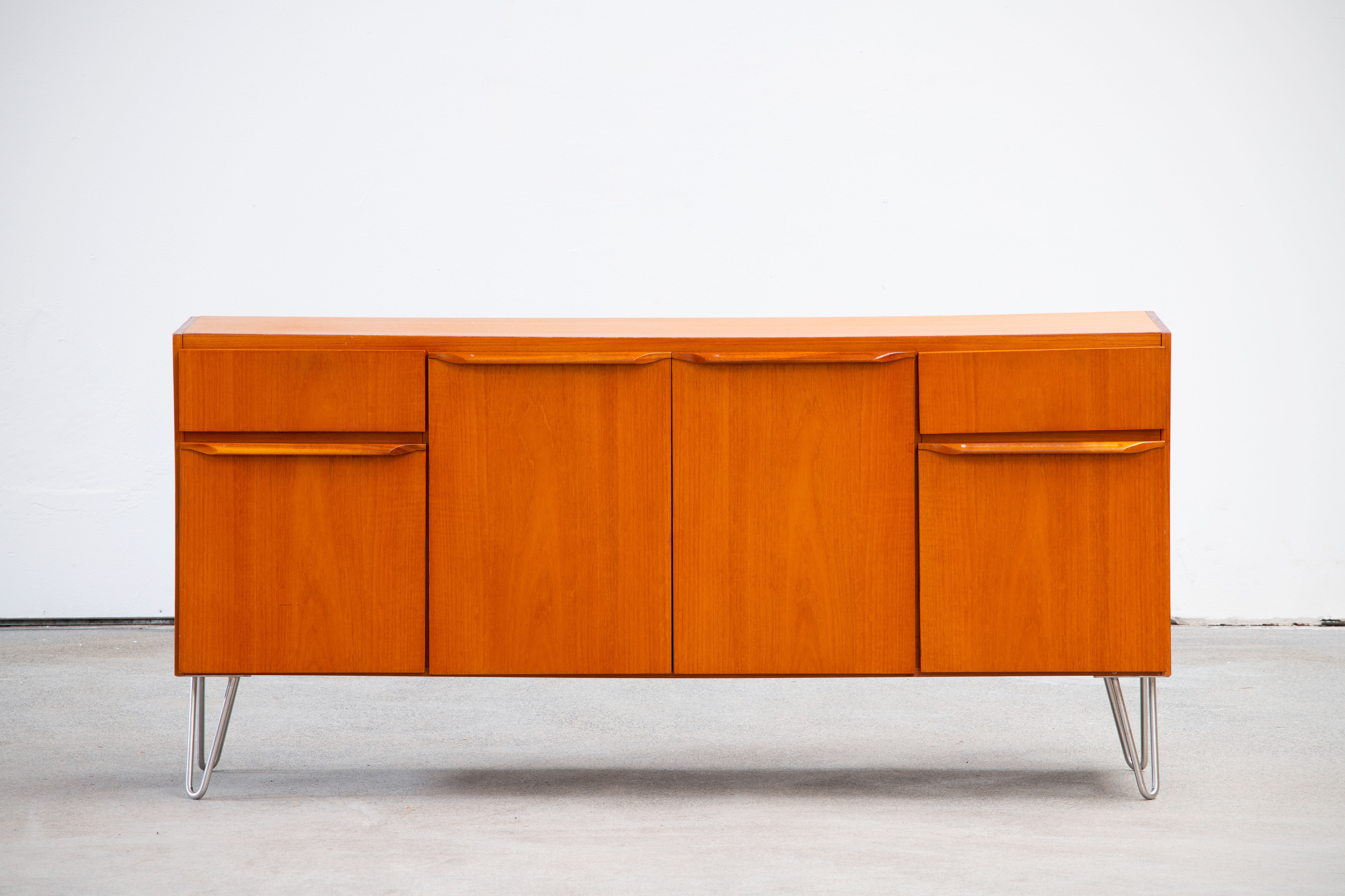 Enfilade scandinave 1960