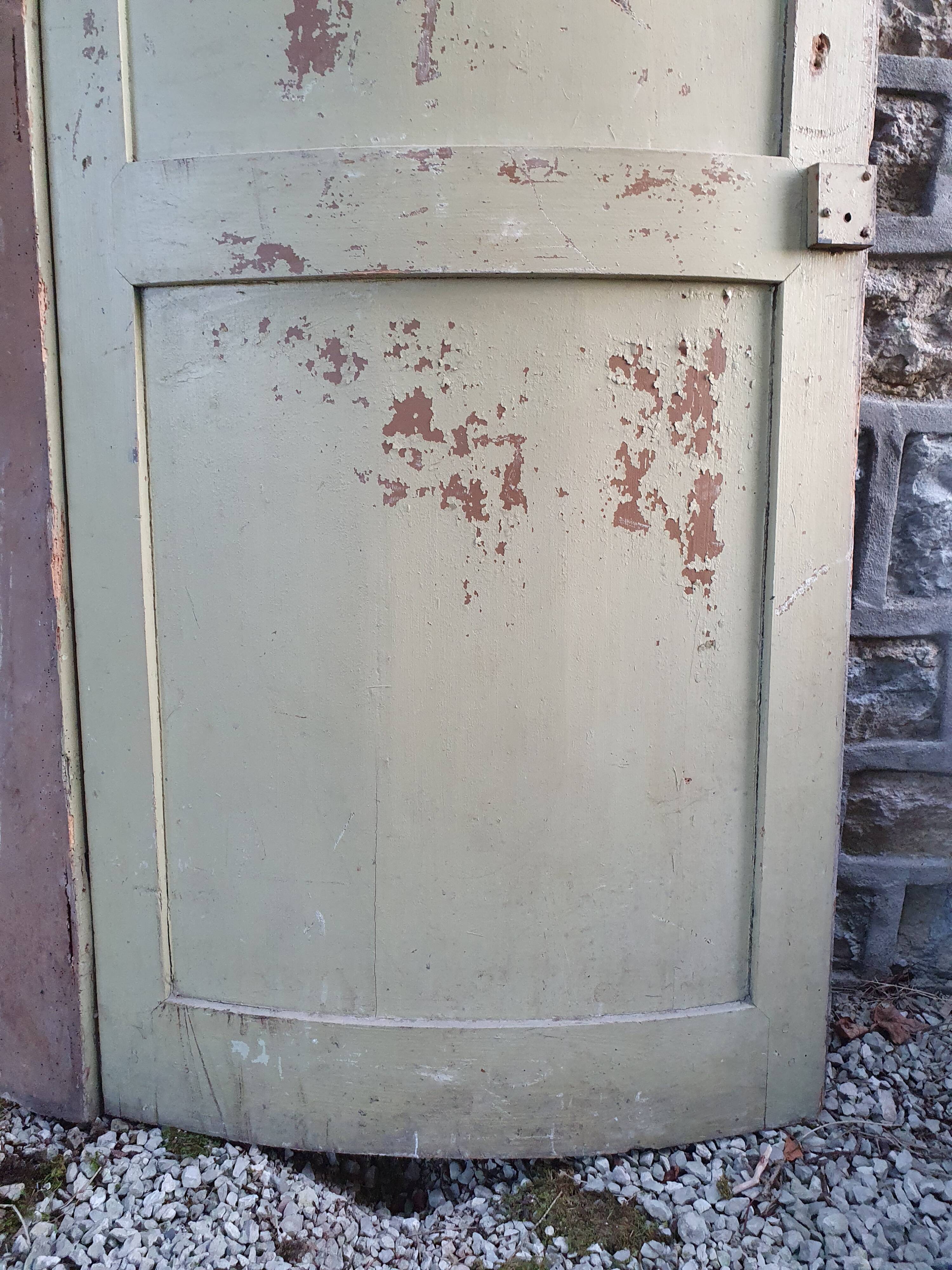 Old arched door period XIX th S