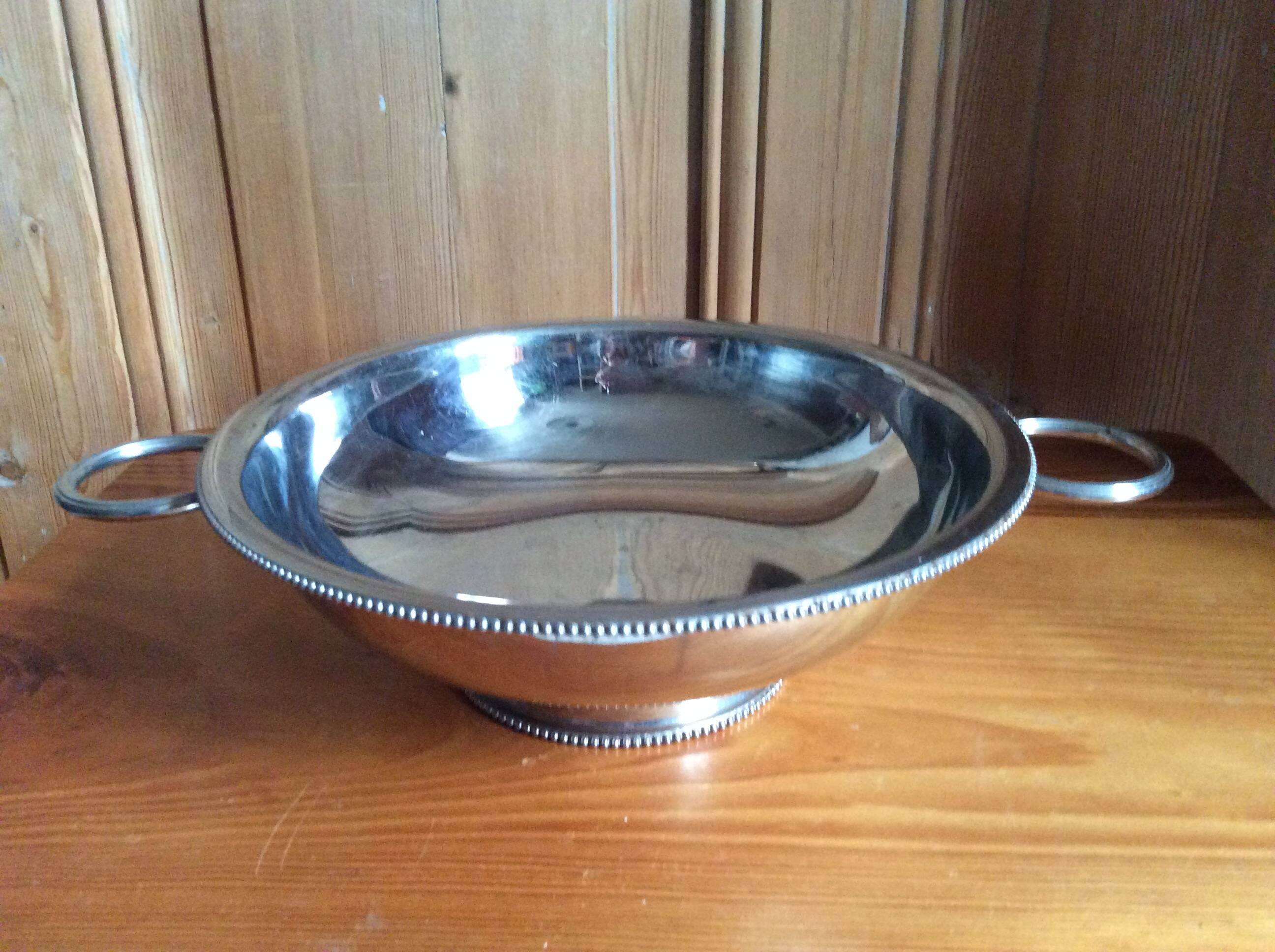 Stainless steel vegetable dish