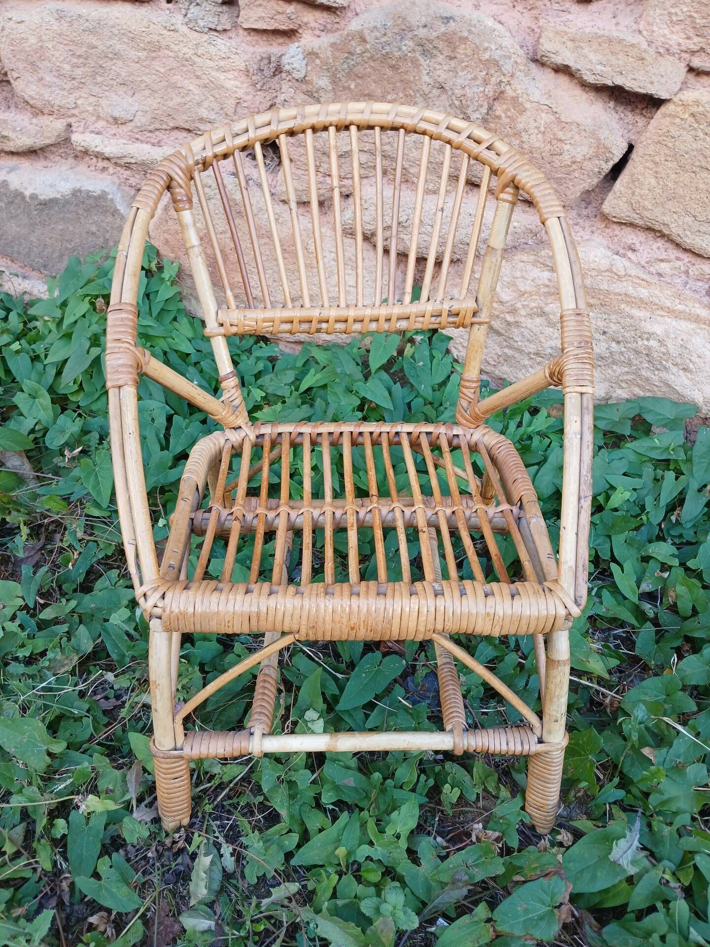 Petit fauteuil enfant en osier 