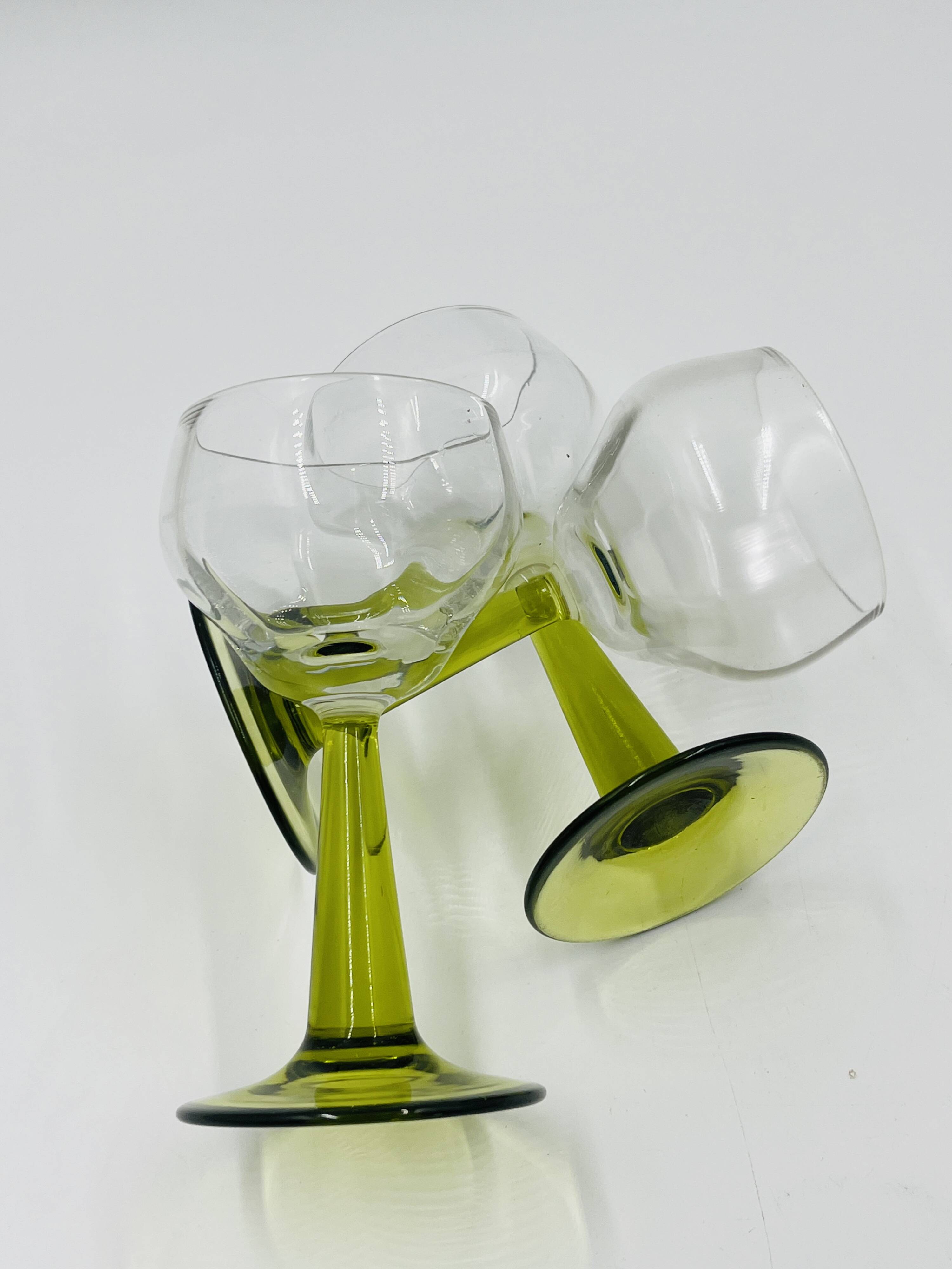Lot de 3 verres à vin Roemer lisses