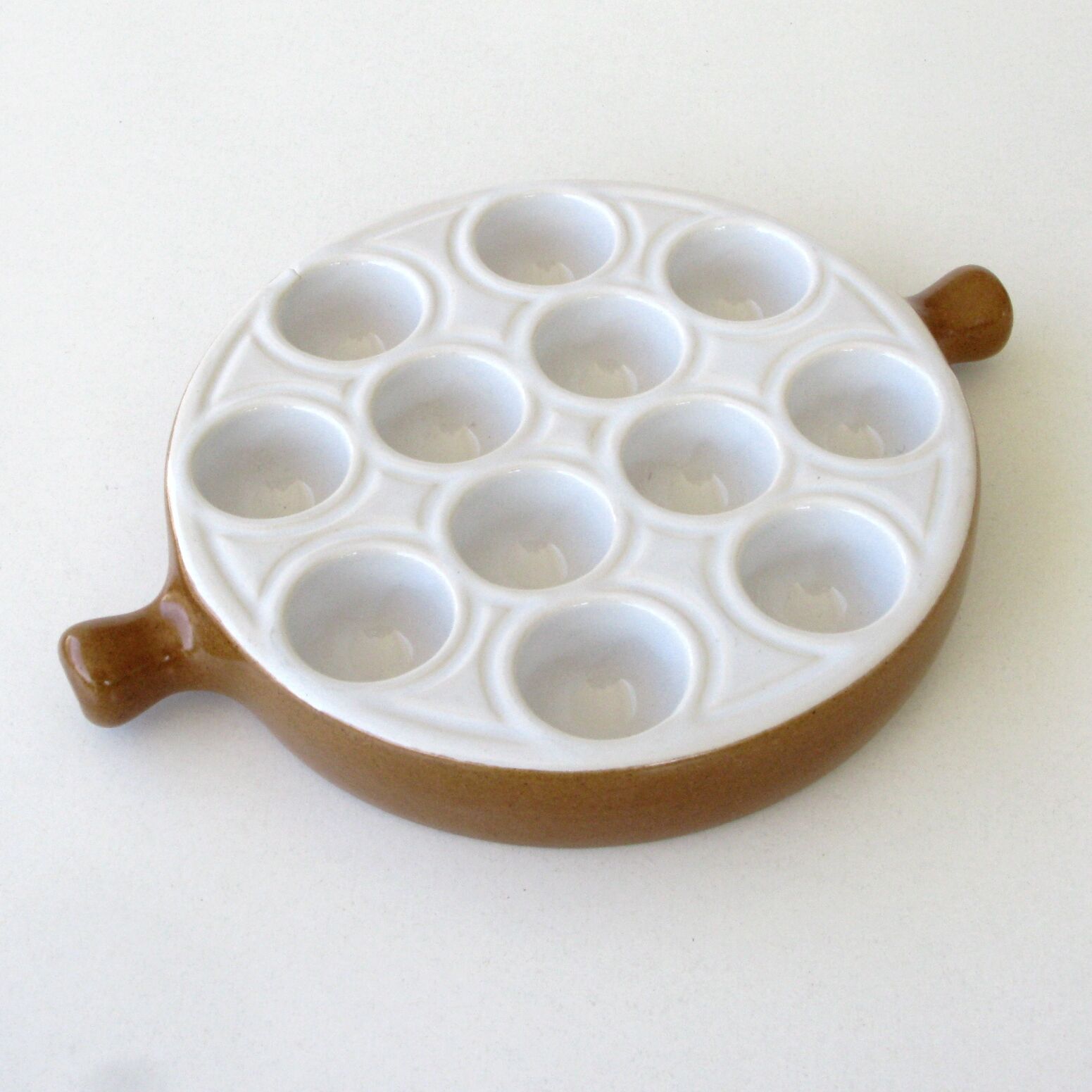 Emile Henry snail service - 2 Pans 12 holes - Brown caquelons