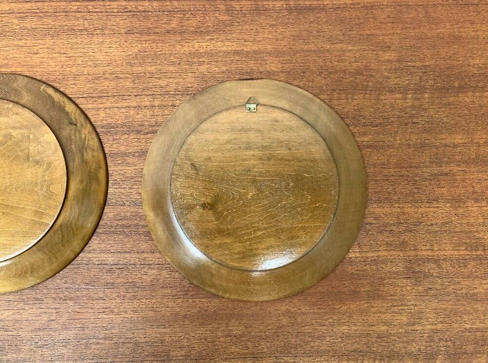 Vintage wooden wall plates, set of 4