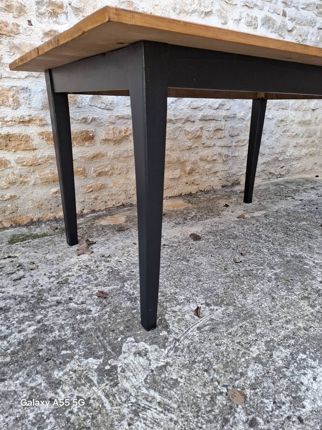 Farm table