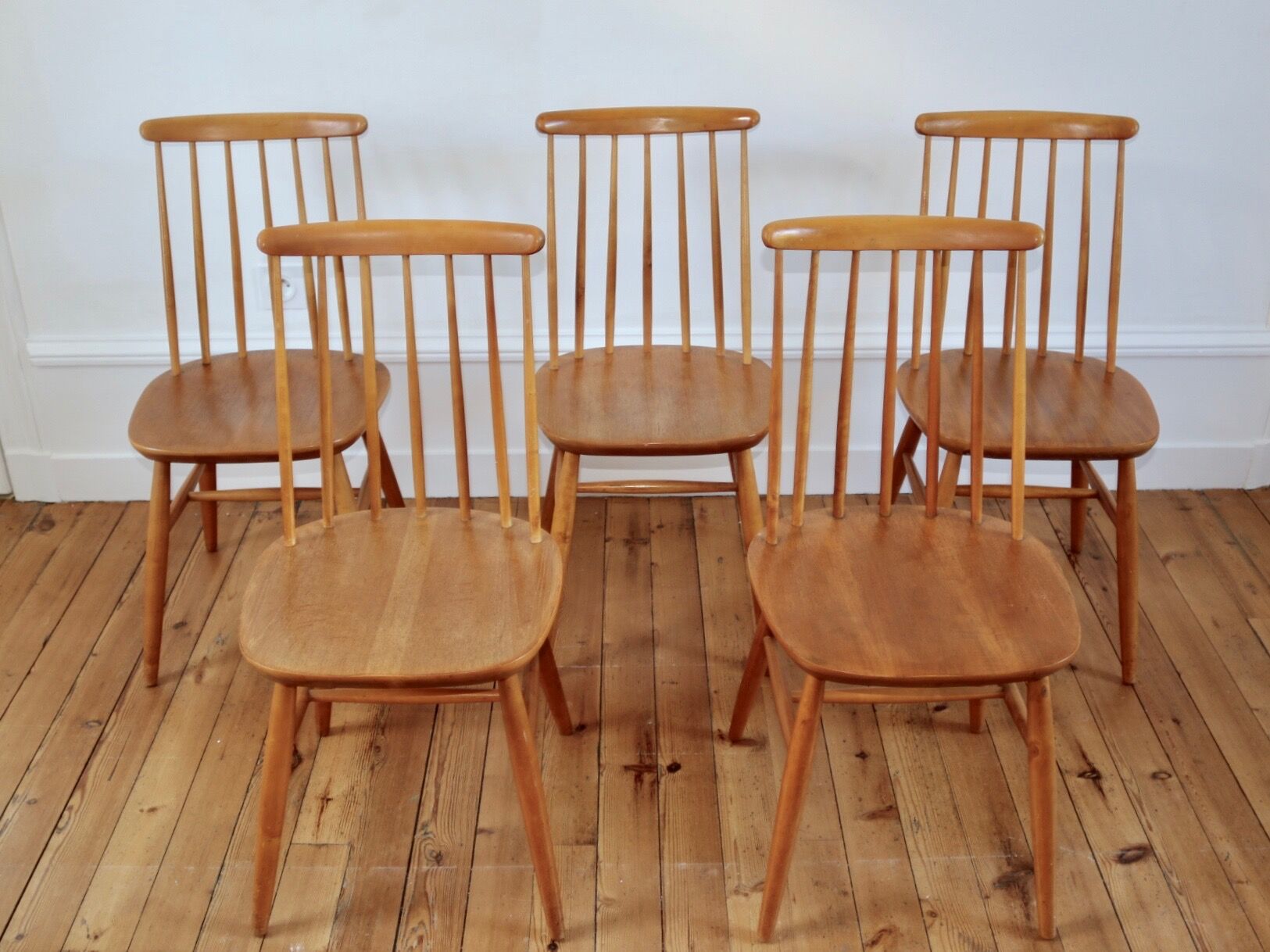 Série de 9 chaises scandinave