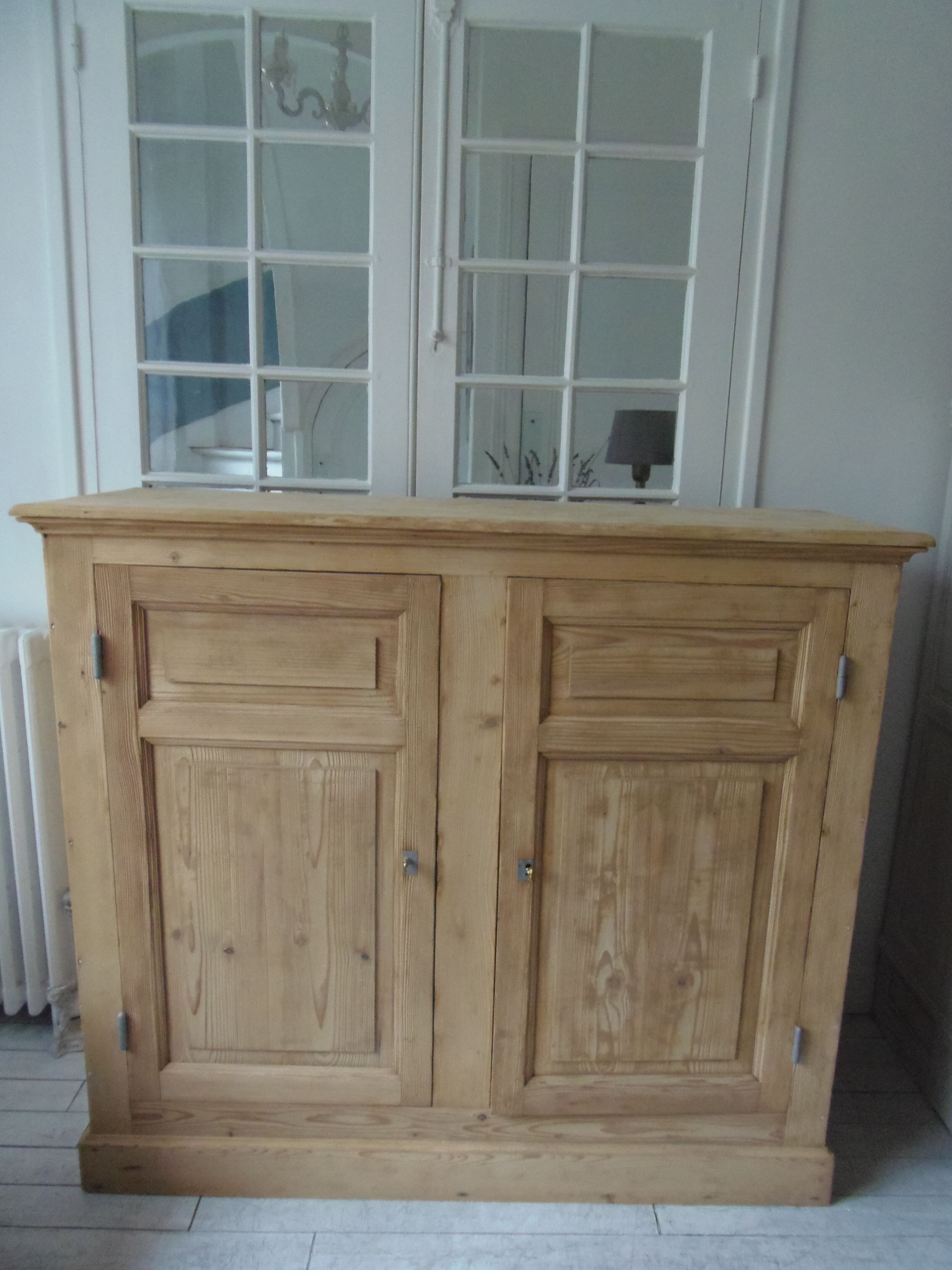 Vintage sideboard in raw pitchpin