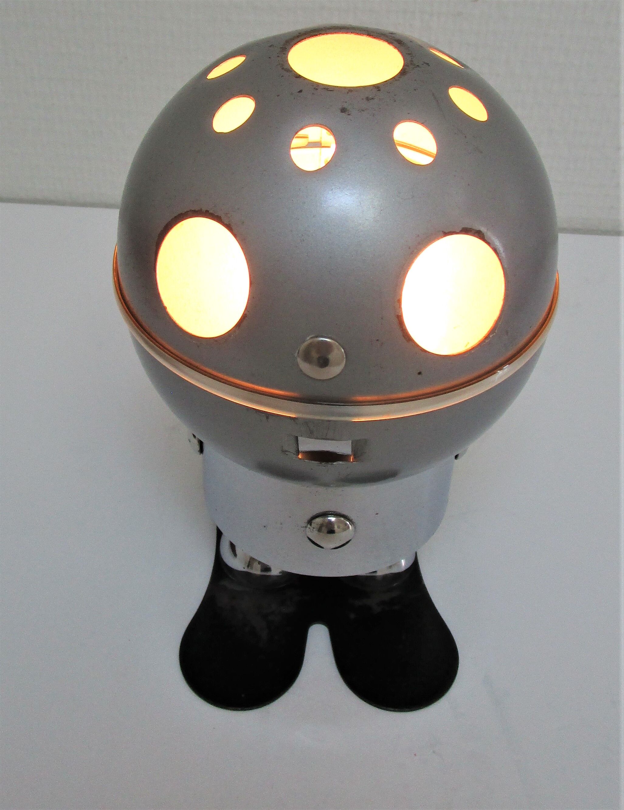 Robot lamp by satco space age 70s