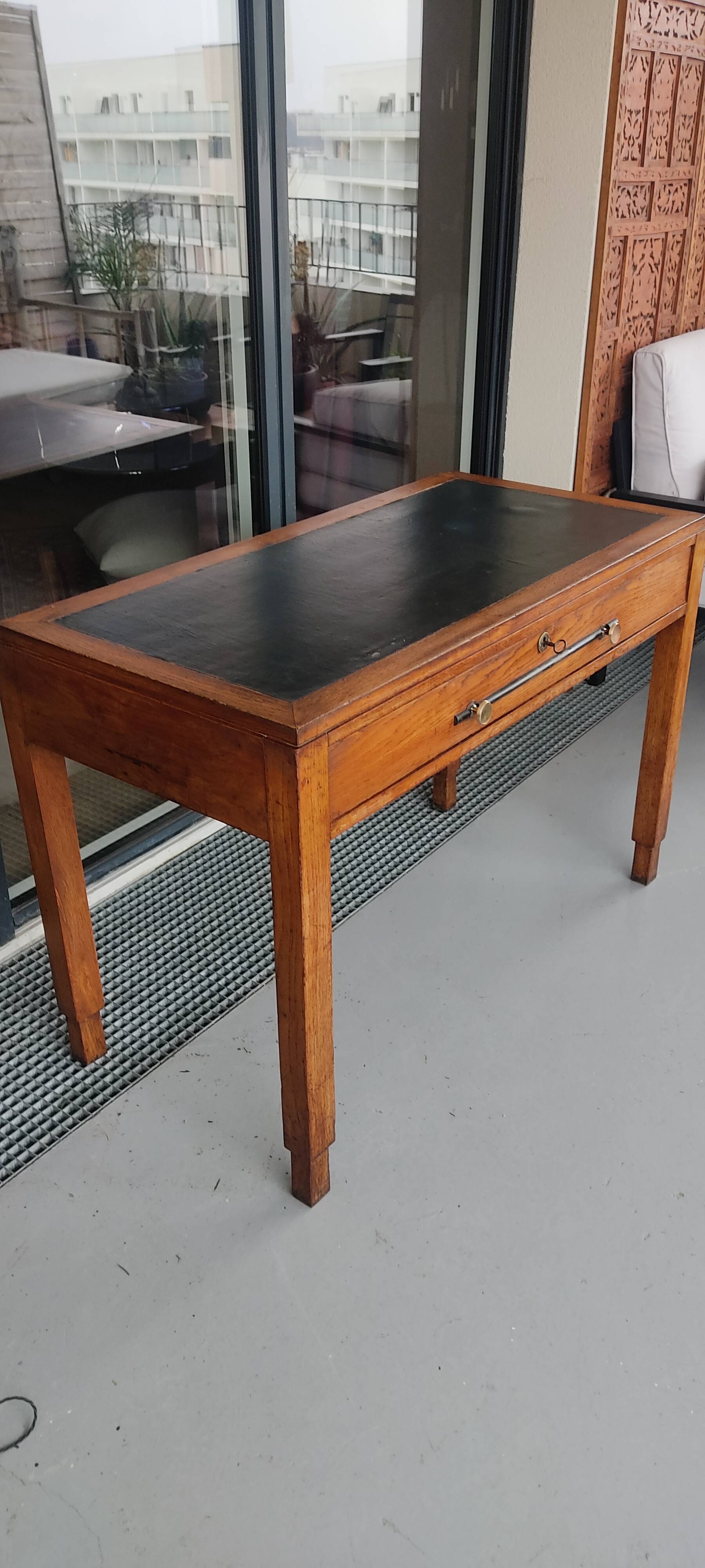 Bureau en bois
