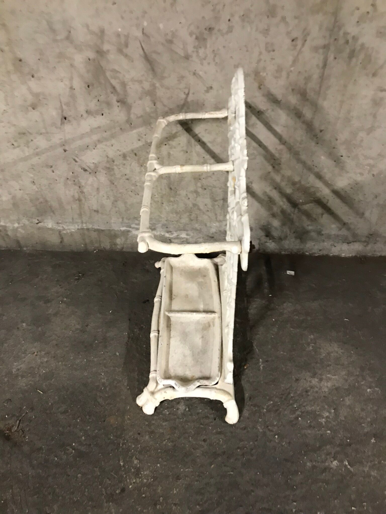 Porte-parapluie fer et émaillé