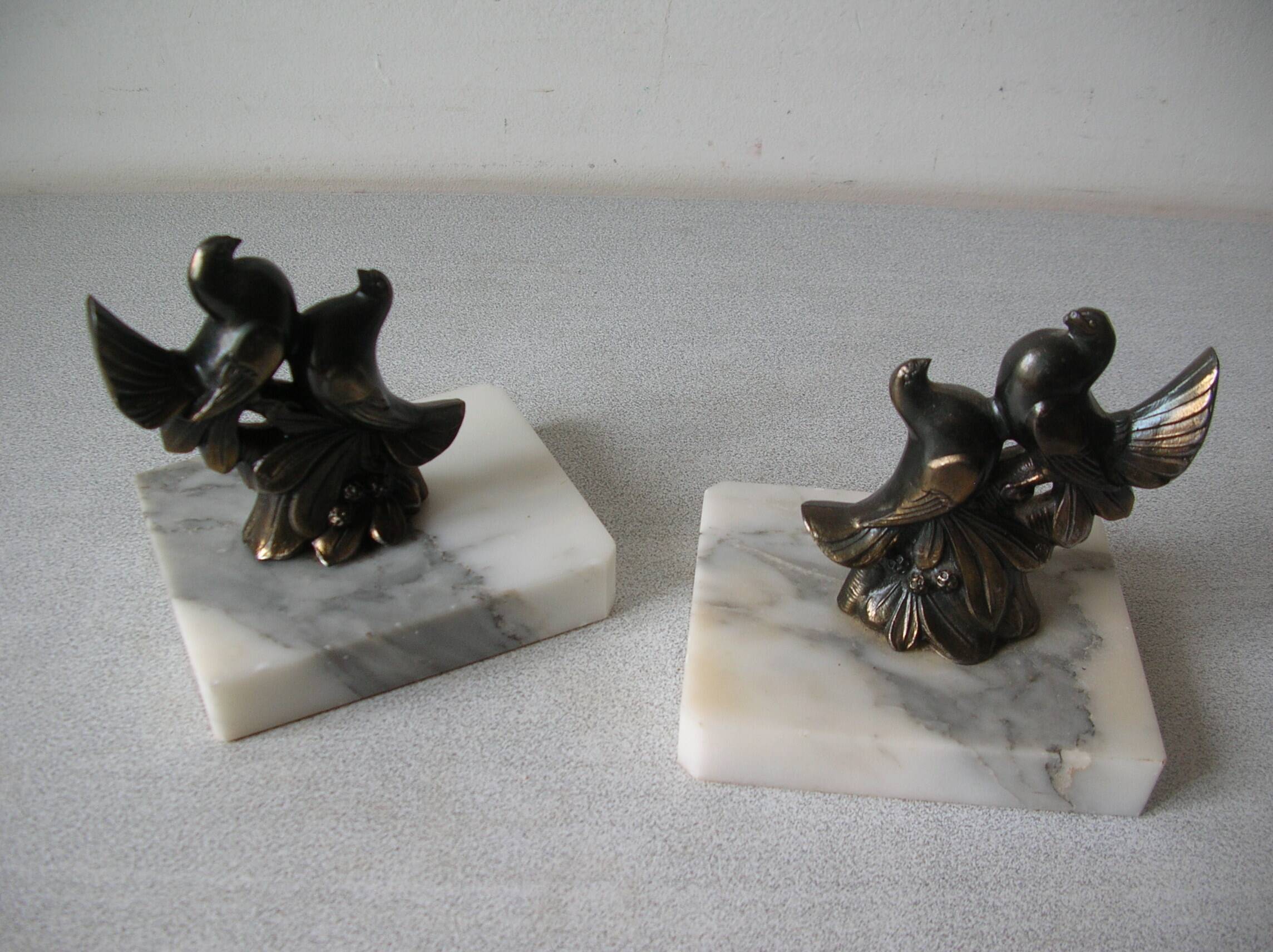 Old pair of bookends paperweight couple of birds marble spelter retro office decor