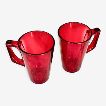 Set of 2 red mugs