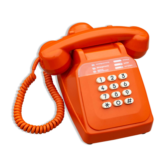 Téléphone vintage orange