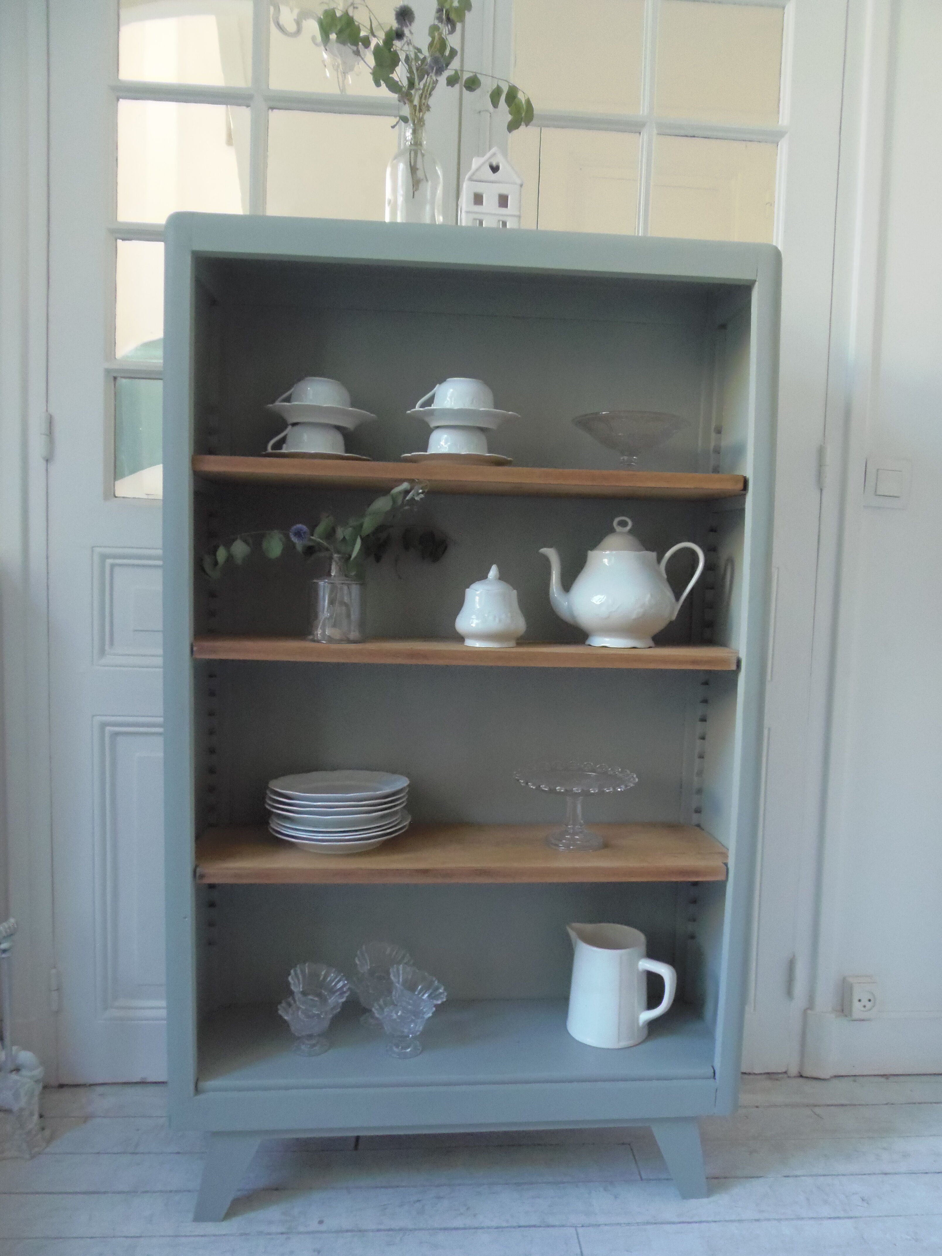 Library year 50 green of gray, 3 modular shelves wood