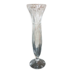 Vase en cristal taillé - main