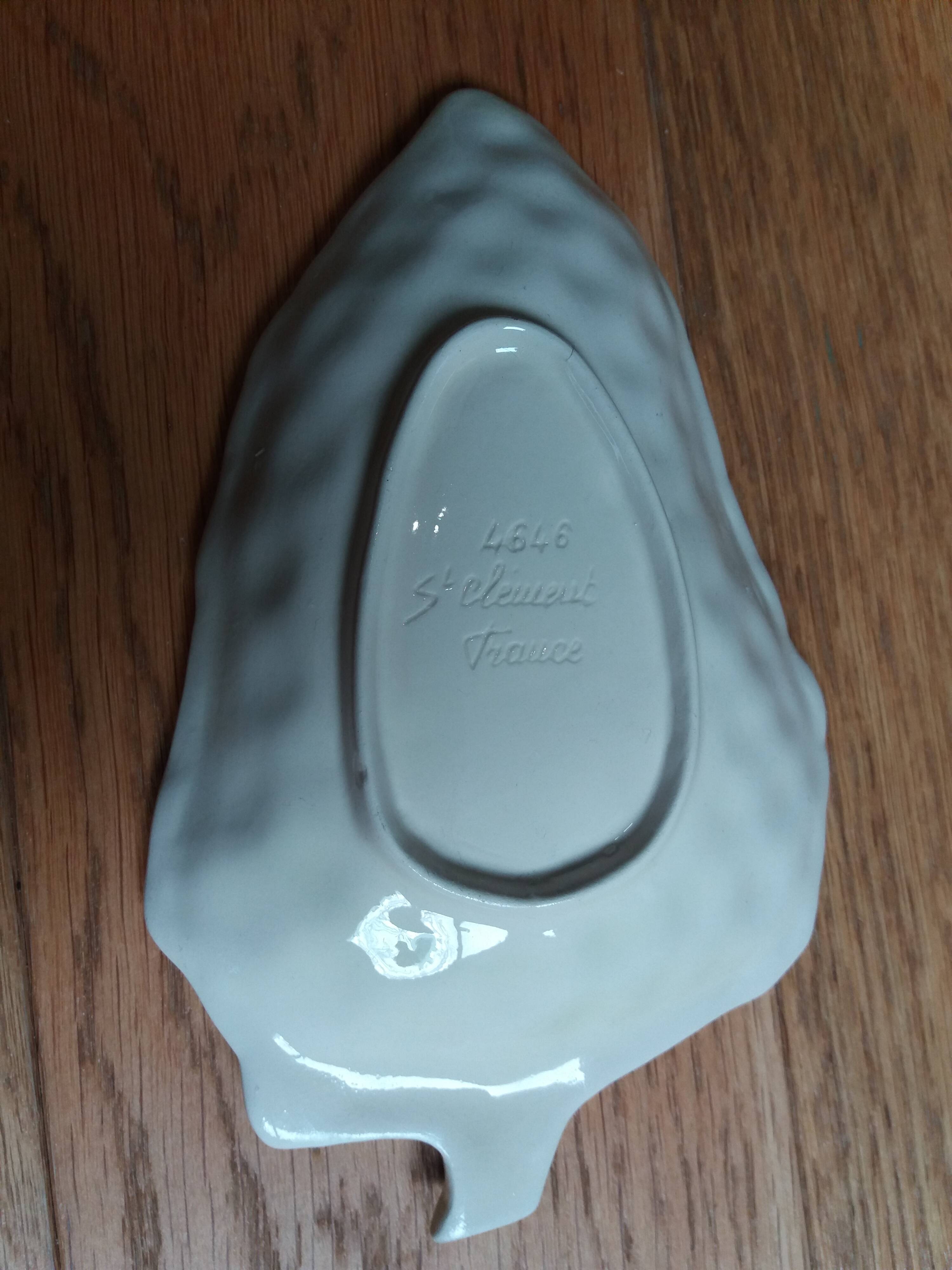 Saint Clément Lunéville grape storage cup