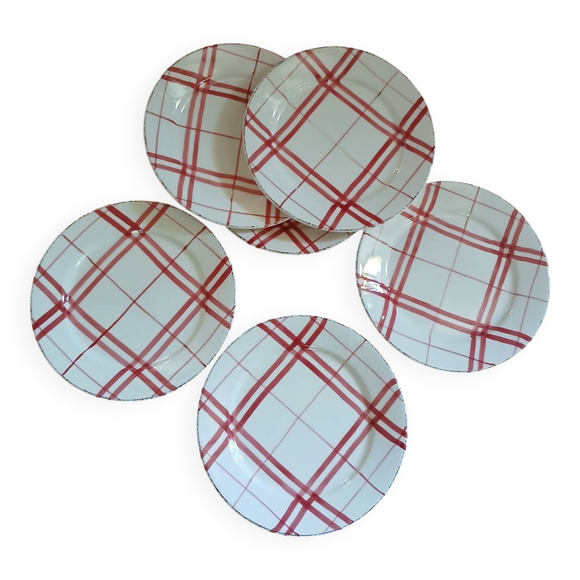 6 checked dinner plates