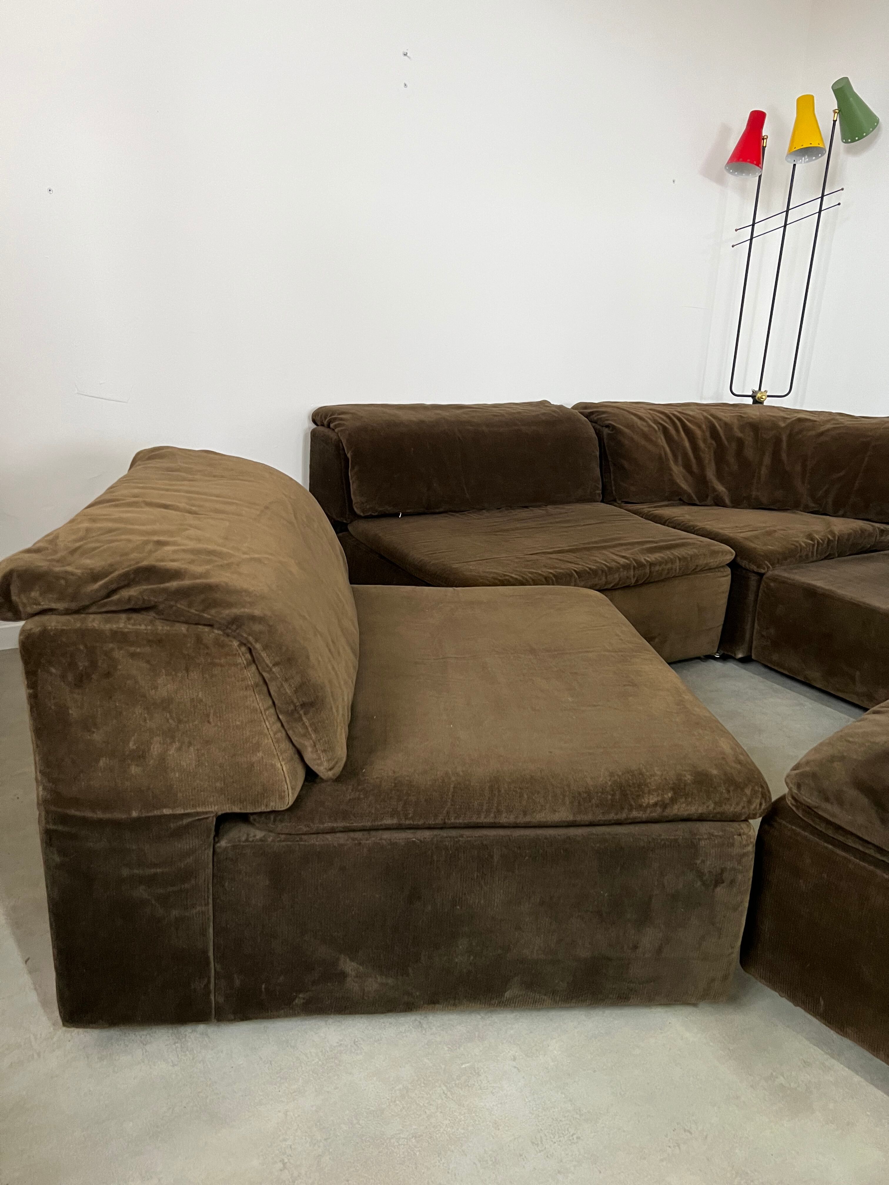 Old vintage modular sofa 6 elements of the 70s velvet / design