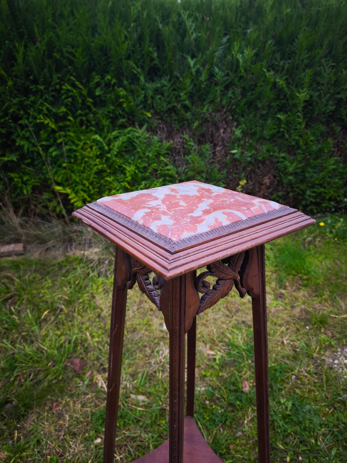 Wood and marble stool