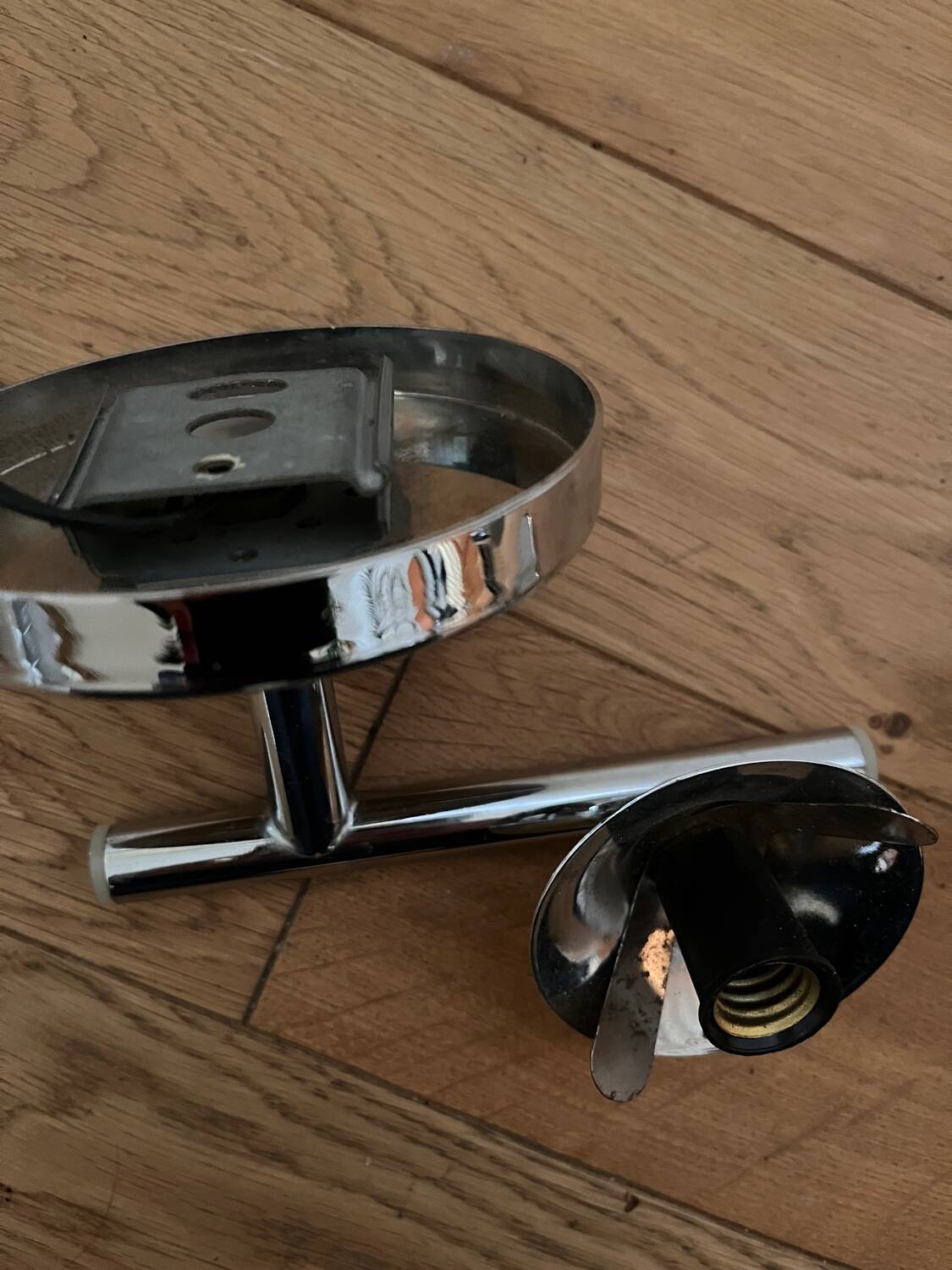 Pair of metal and opaline wall lights