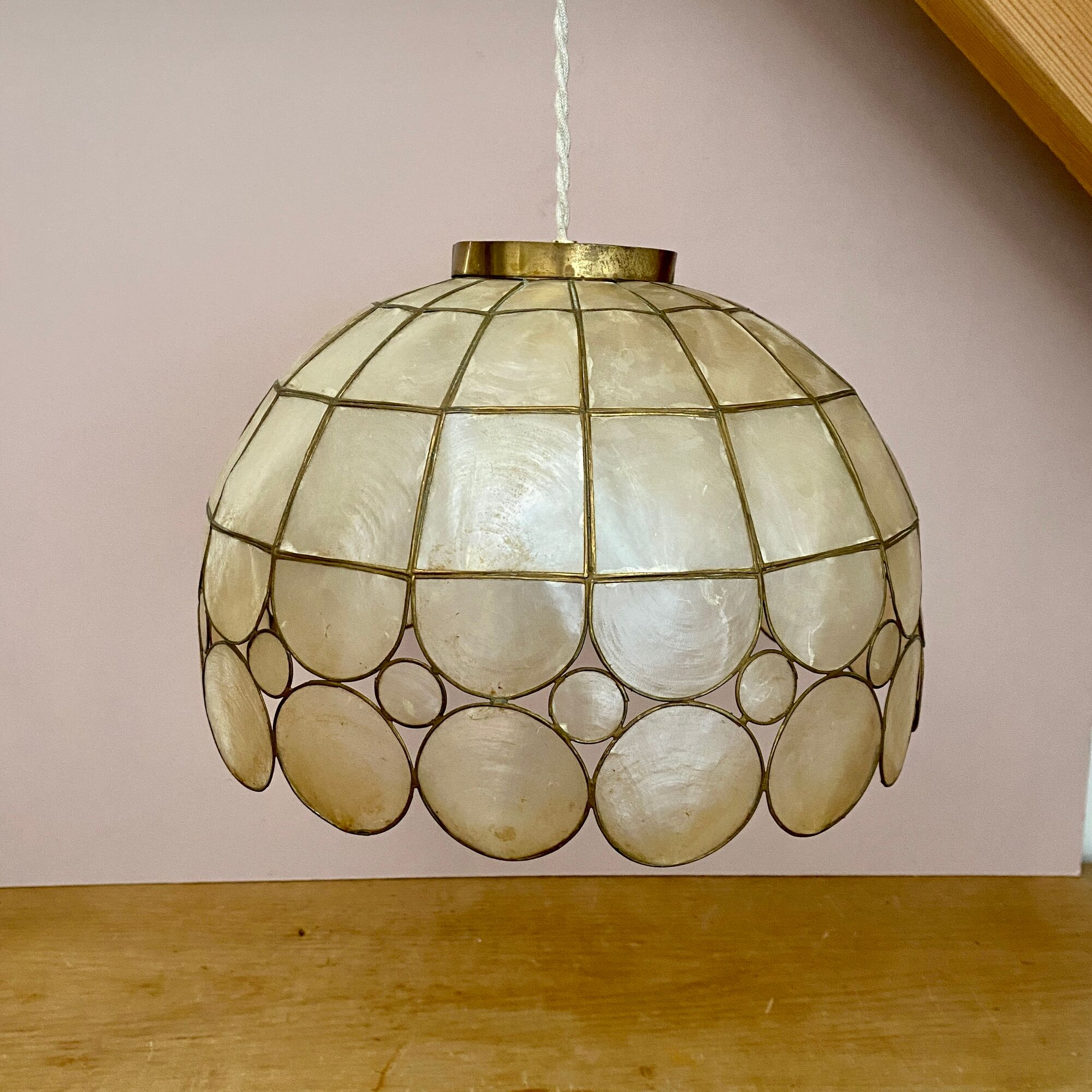 Vintage XXML lampshade pendant lamp in mother-of-pearl and brass