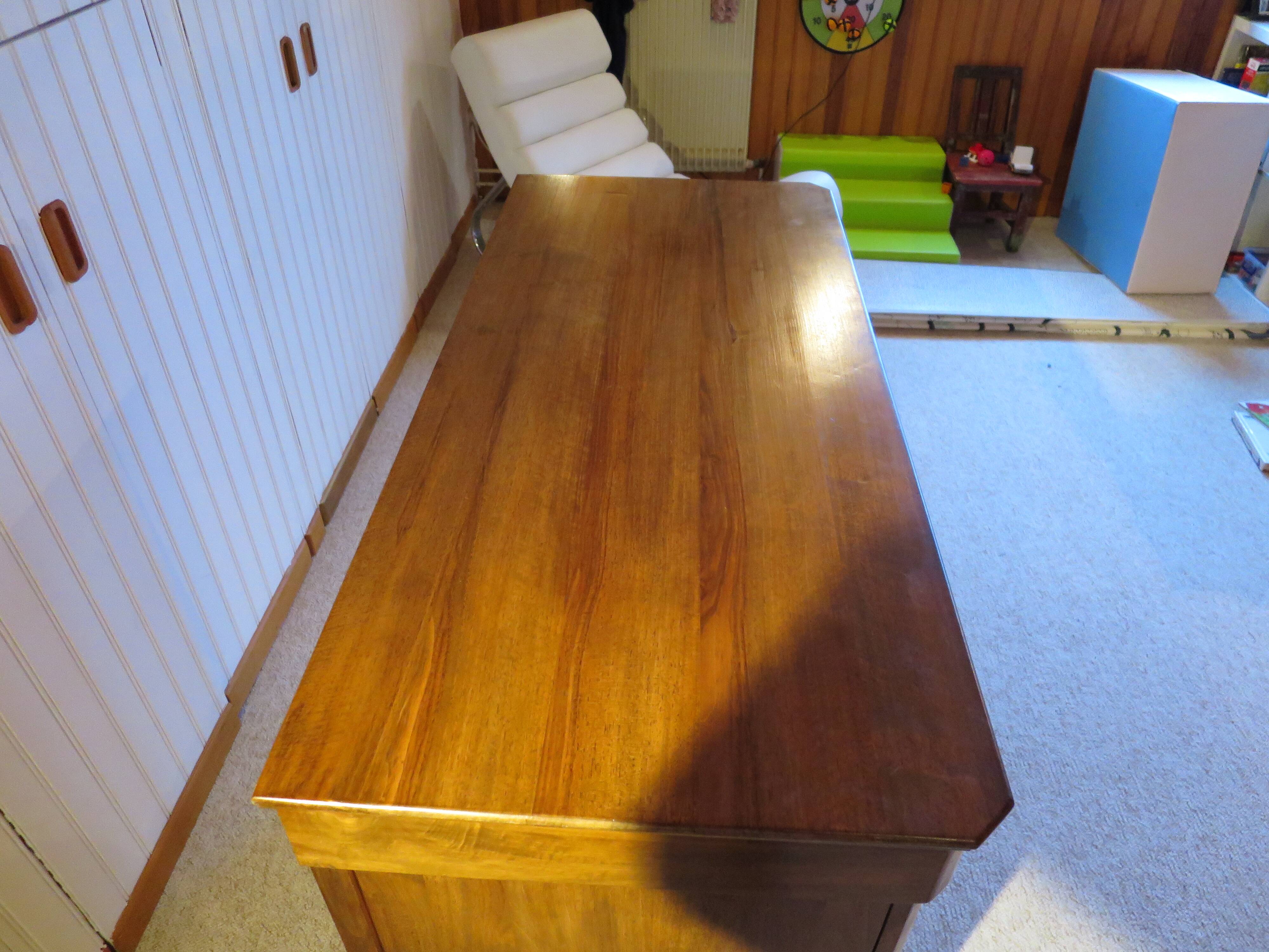 Rare pretty old chest of drawers with 4 drawers - Louis Philippe style in Walnut
