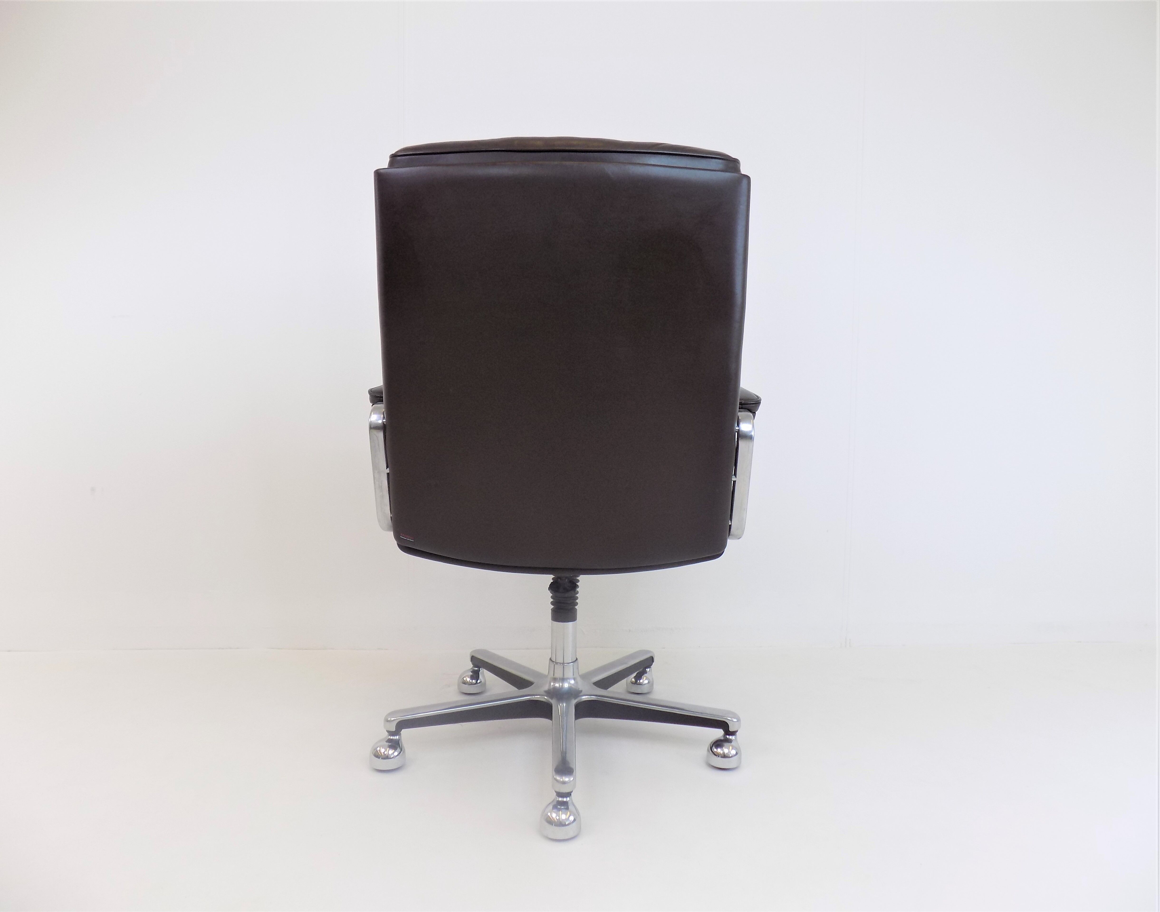 Drabert leather office chair