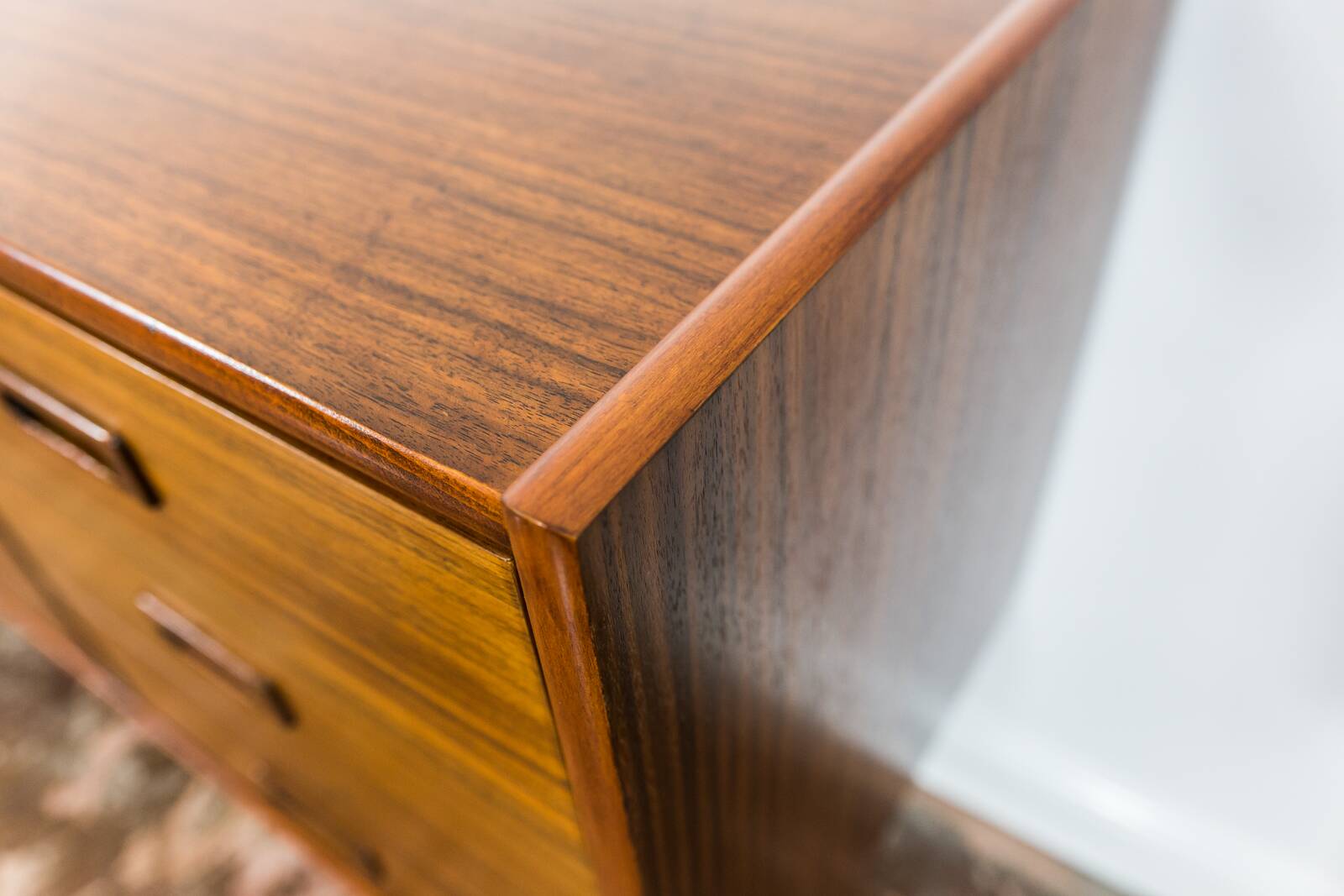 Buffet en noyer vintage par Bfm, années 1960, Pologne