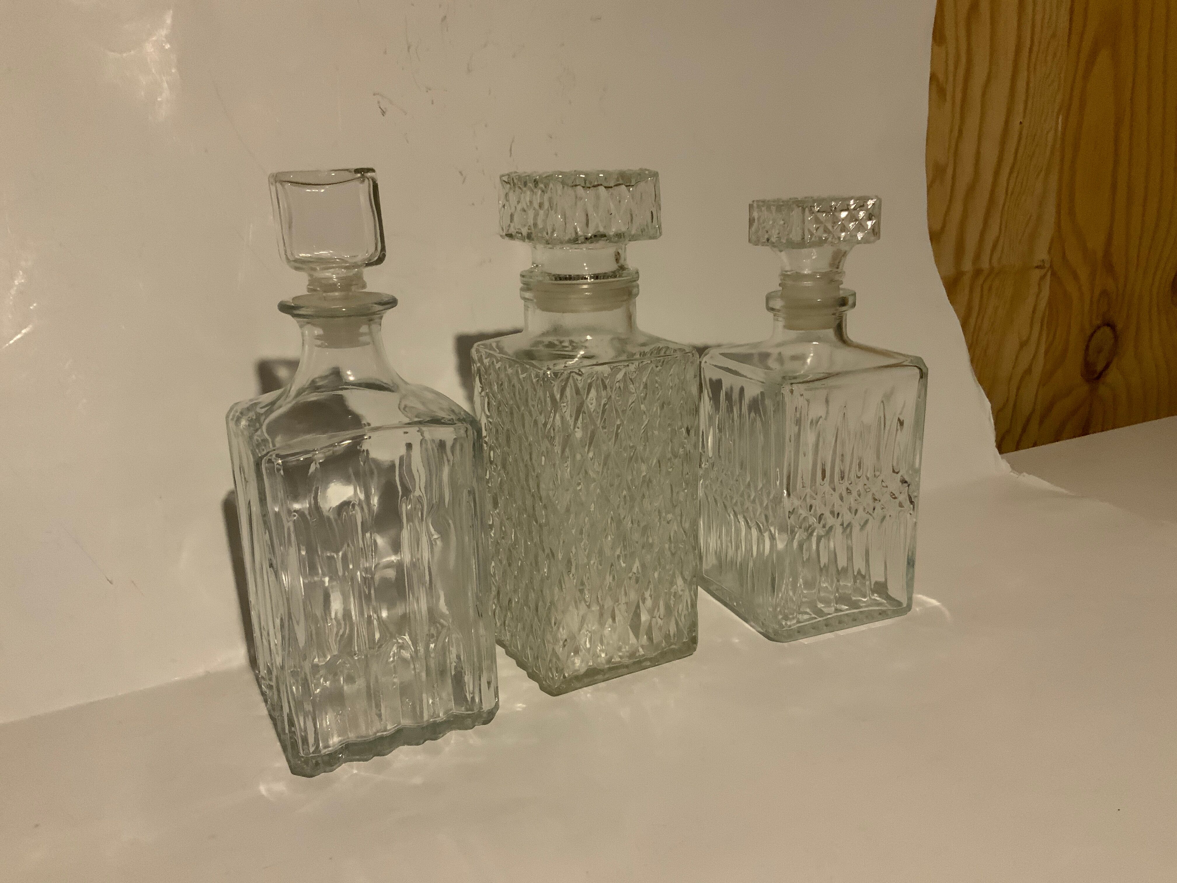 3 Selency x Monoprix Croisé Laroche whisky decanters