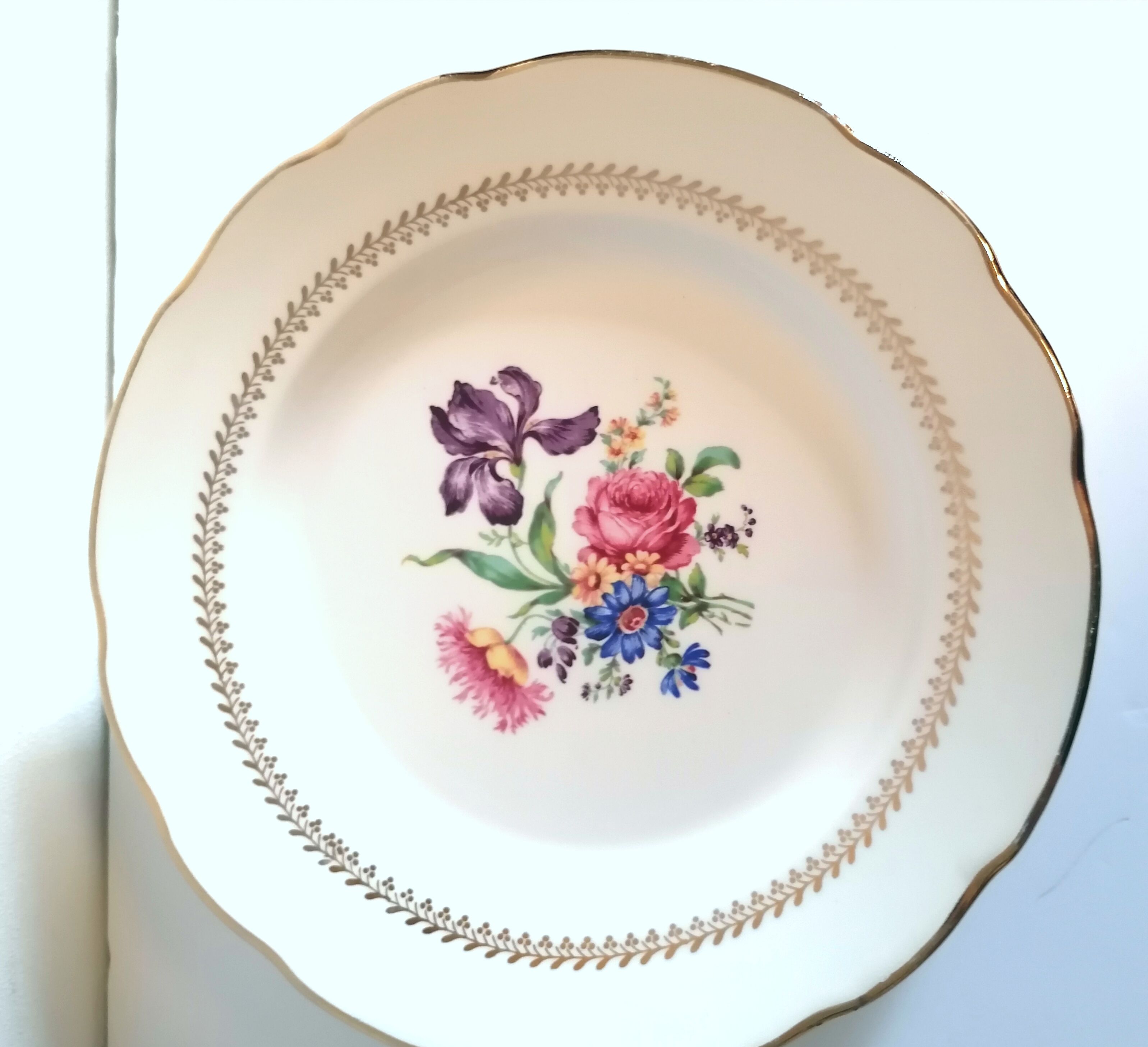 6 dessert plates, Gien, ancient earthenware, flowers and gilding
