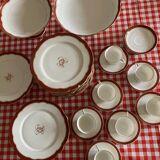 Monogrammed dessert service