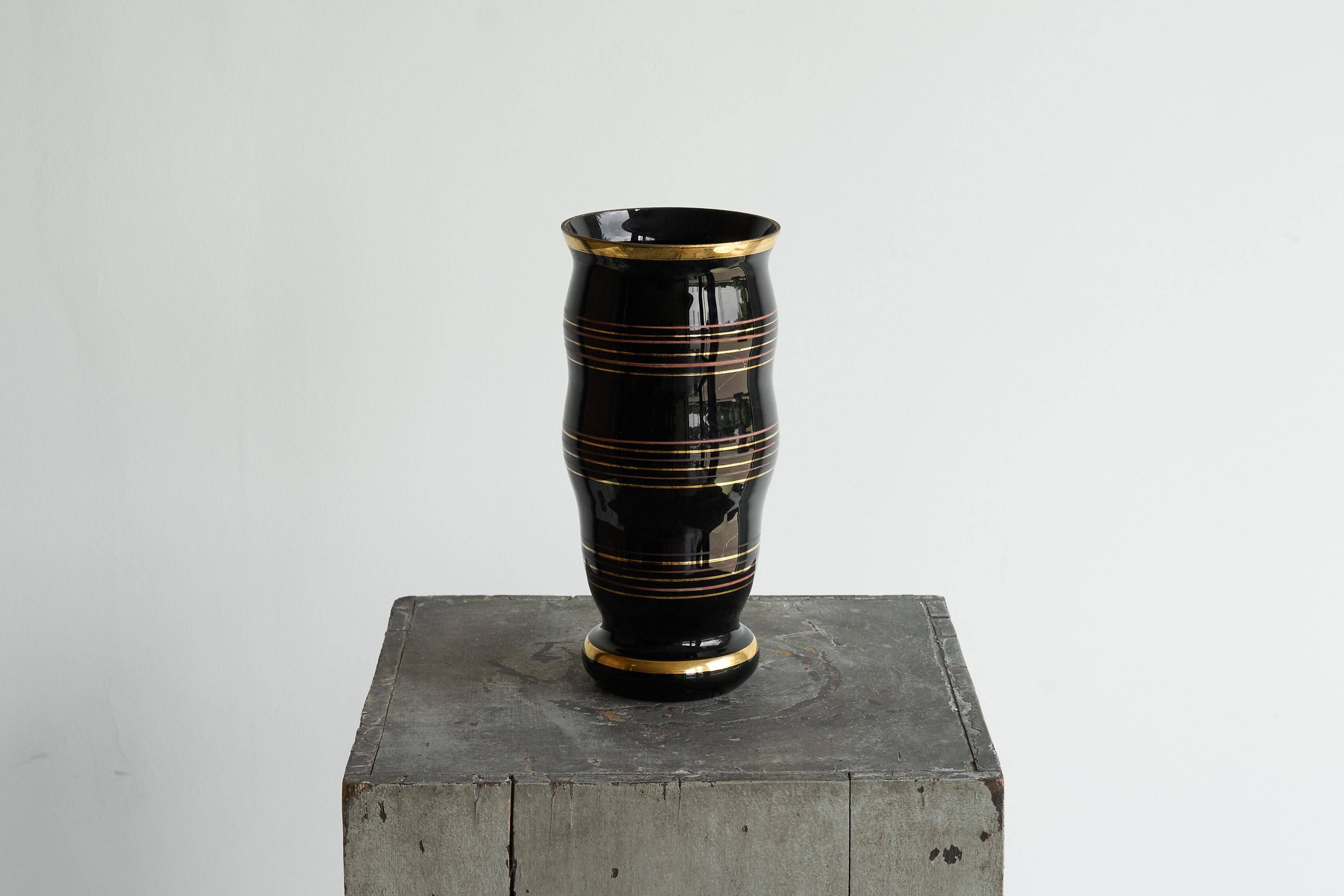 Large sculptural glass vase from the 1940s.