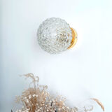 Wall lamp globe