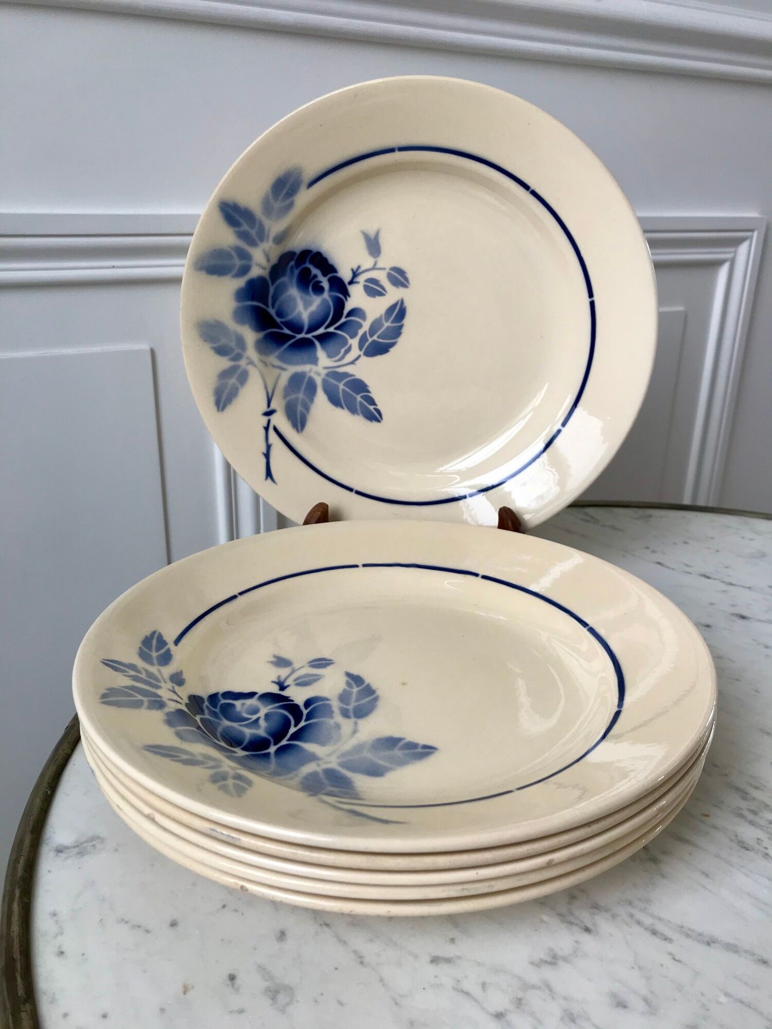 Set of 6 flat plates blue flowers Saint-Amand years 30-40