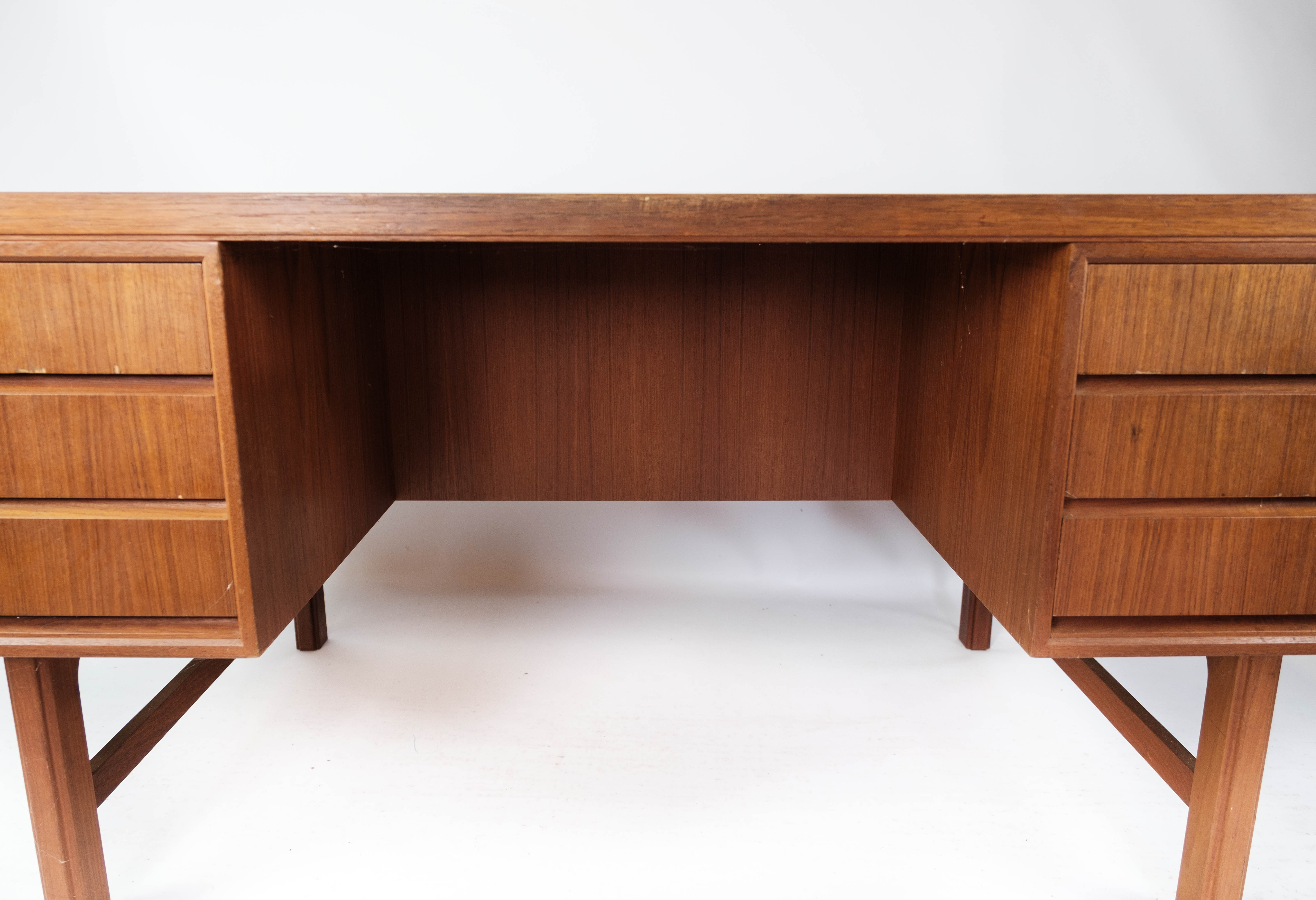 Desk in teak designed by Omann Junior from the 1960s