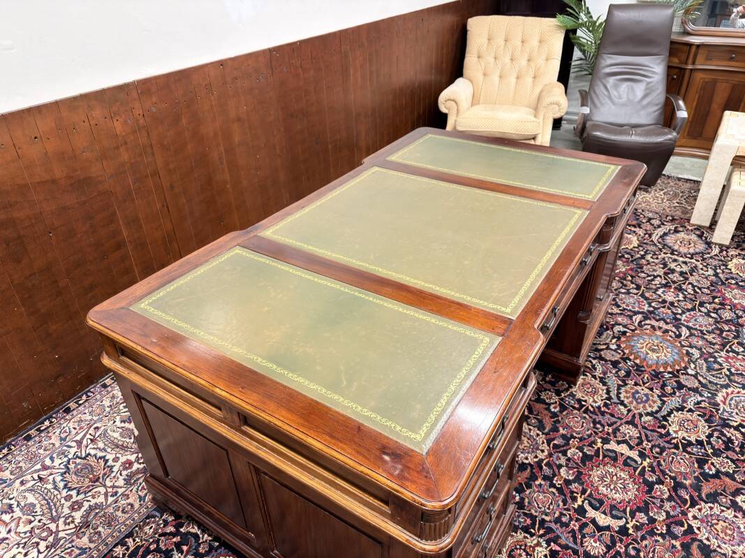 Bureau classique anglais Chesterfield Partnerdesk