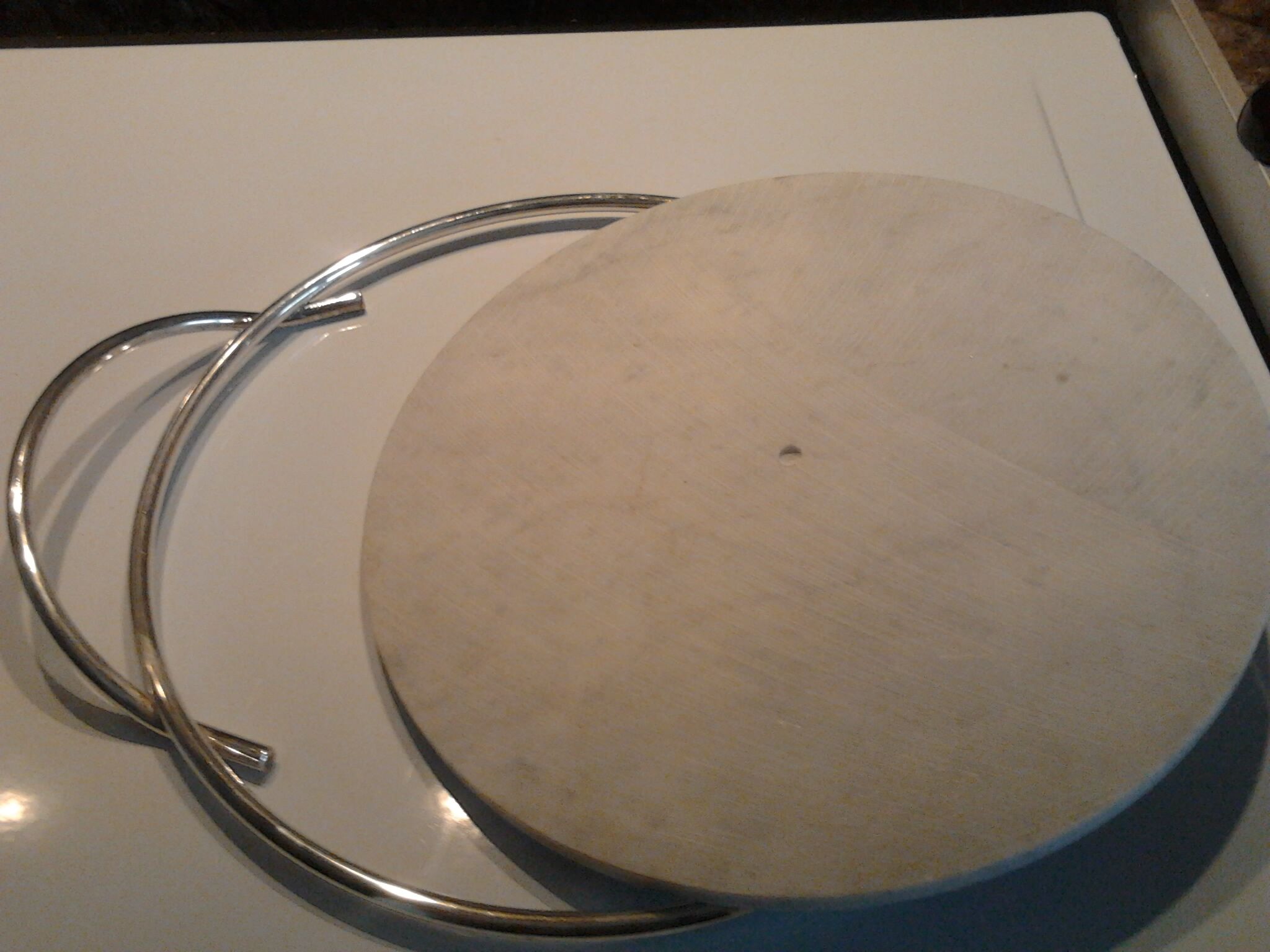 Set in marble of Carrara with silver metal handles